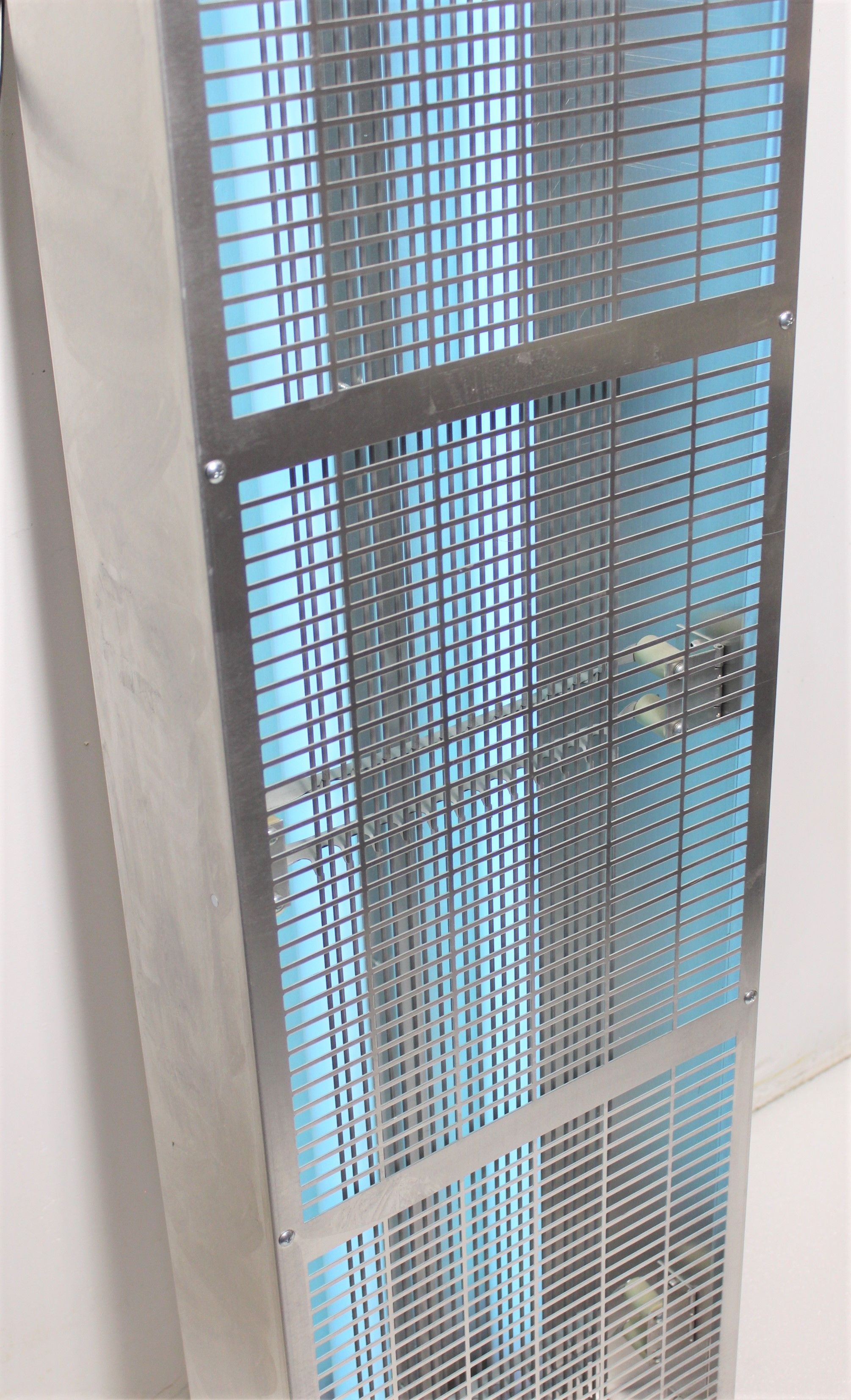 Gardner AG-970 Electrocutor Insect Trap 80W, Non-Chemical, 2500 sq. ft. Range