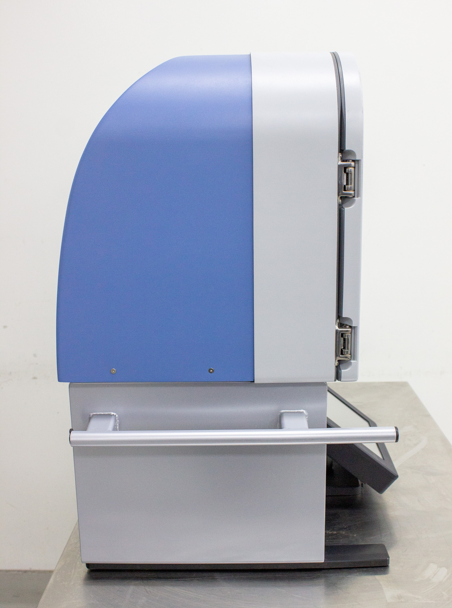 Terumo Finia Fill and Finish System for Cell and Gene Therapy - Used