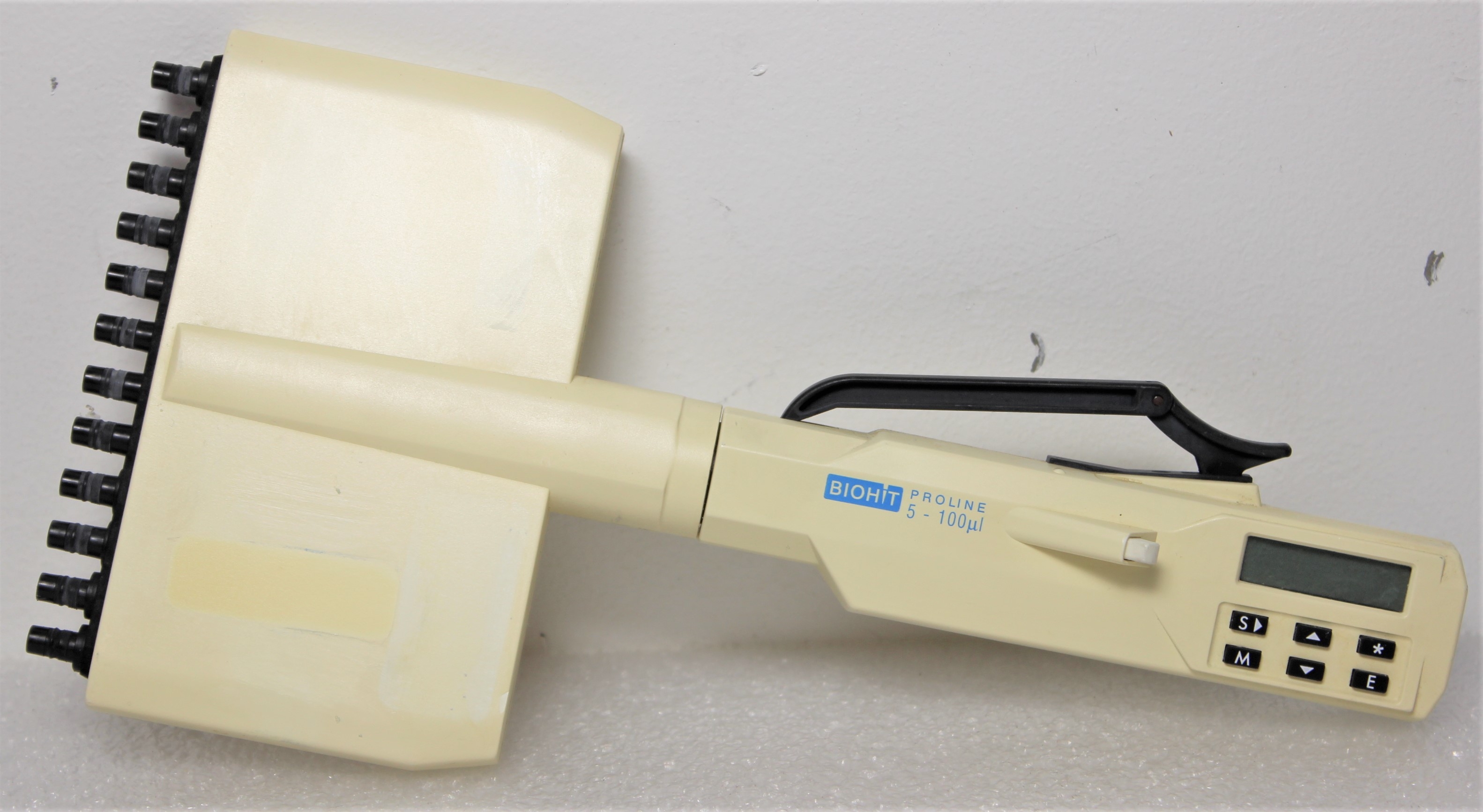 Biohit Proline 12-Channel Electronic Pipette 5-100uL Liquid Handling Device