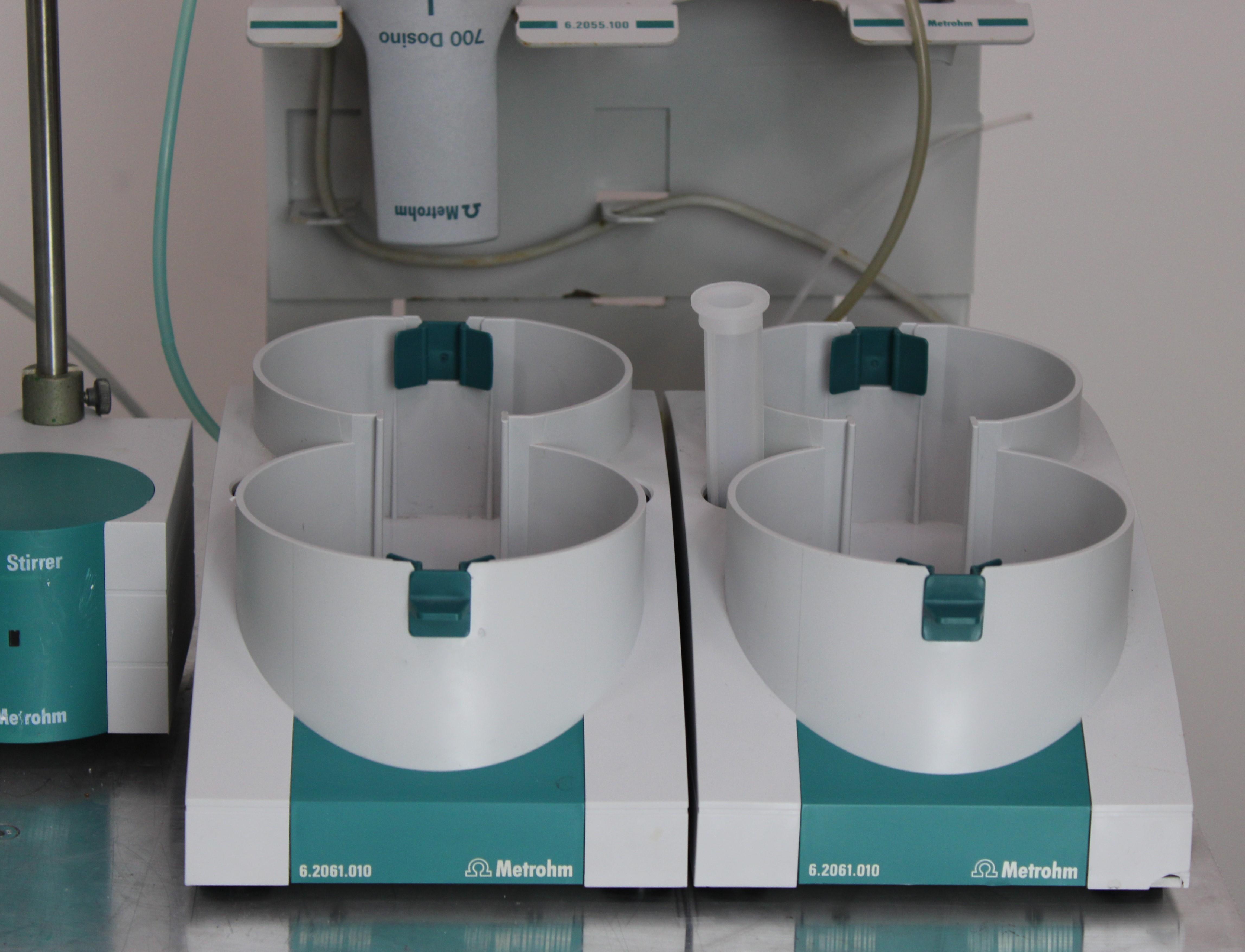 Metrohm 809 Titrando Ion Analyzer Conducts Dynamic Titration with Accessories