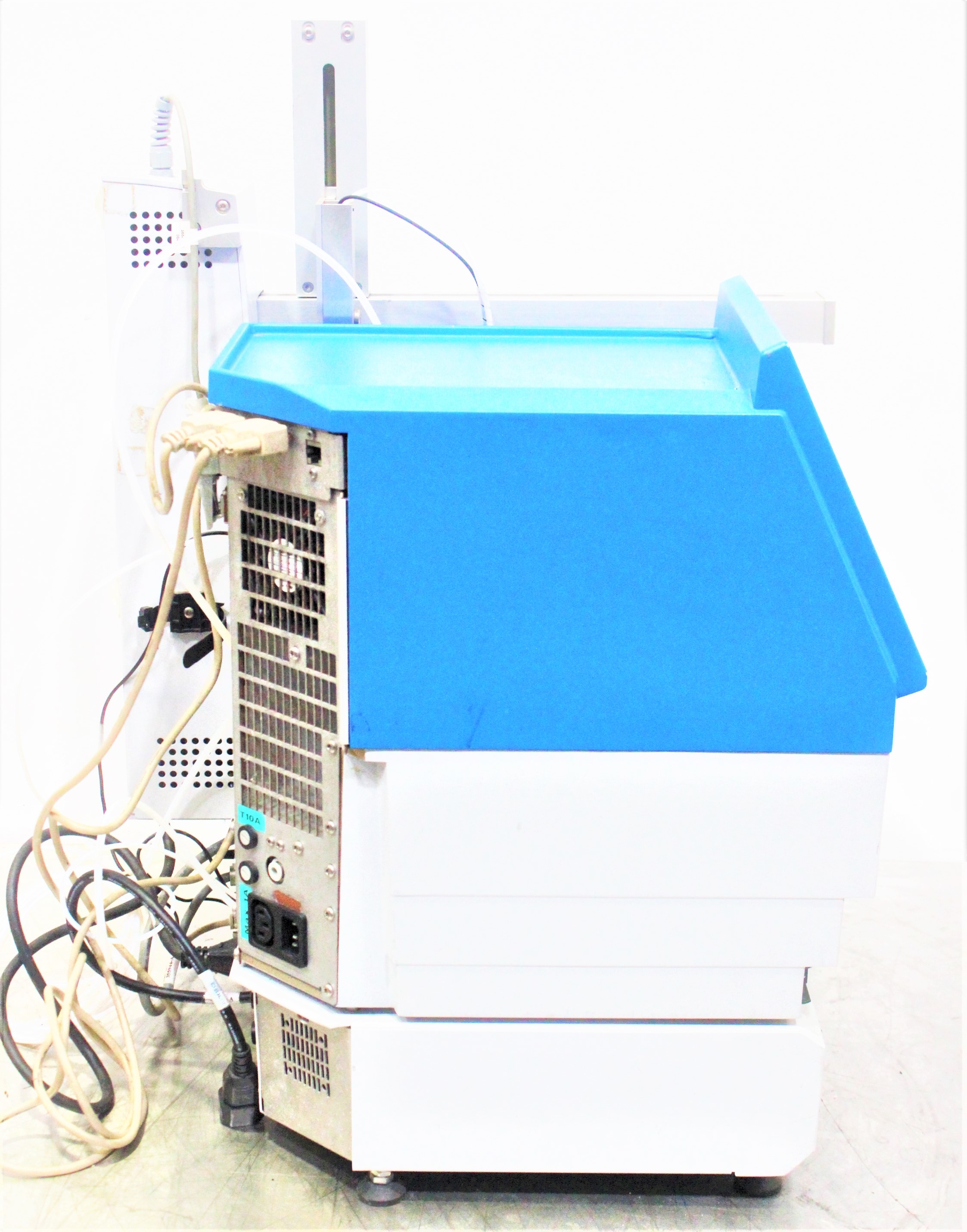 BIOTAGE Initiator Robot Eight Automated Microwave Synthesizer 8-Position