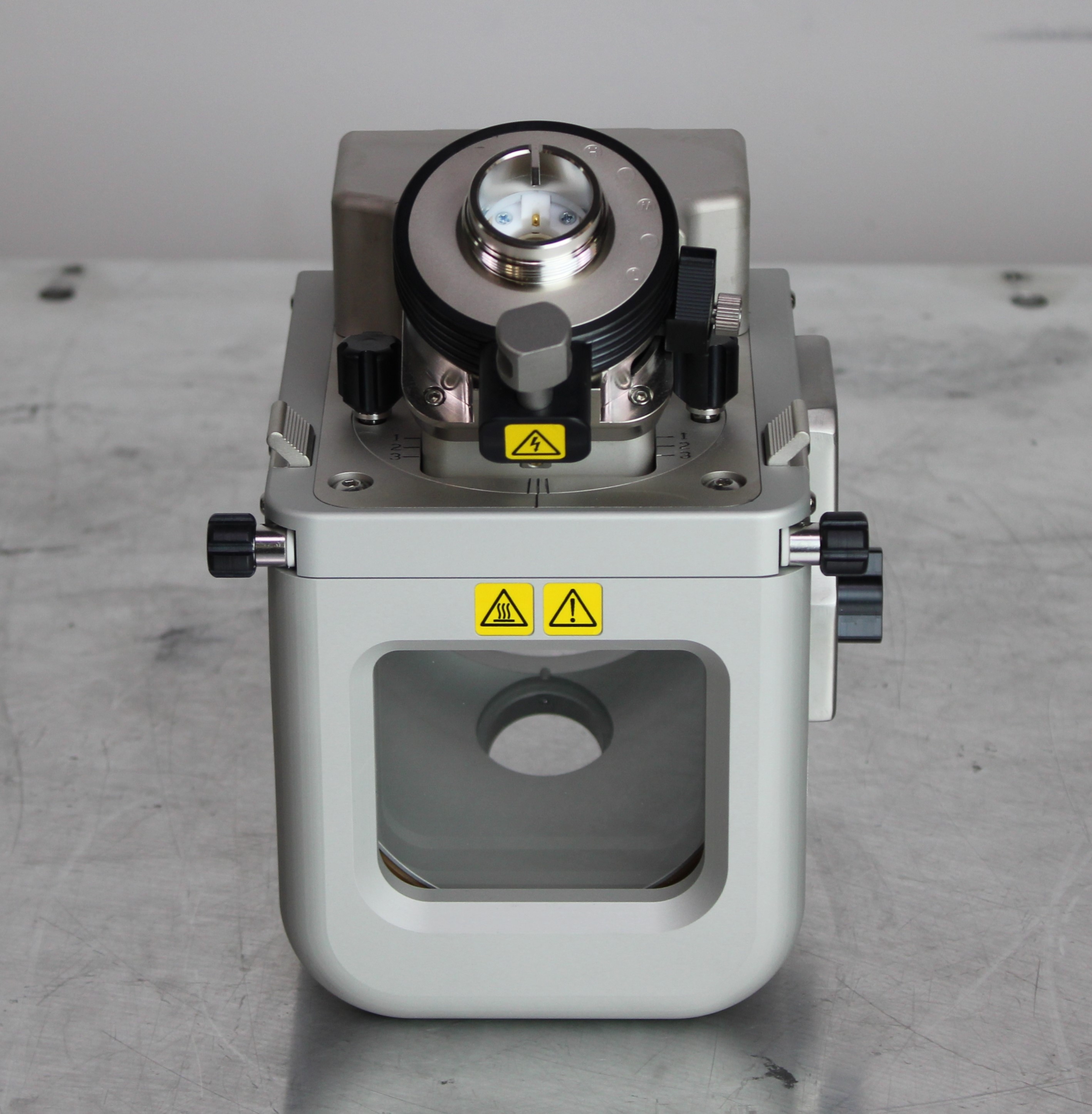 DIS 80111-60470 Mass Spectrometry Housing Functional Used Cosmetic Wear