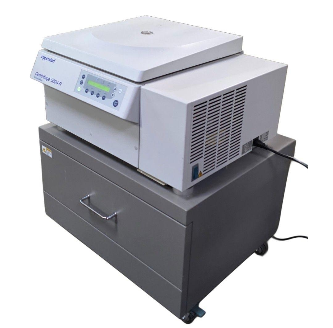 Eppendorf Refrigerated Centrifuge 5804R