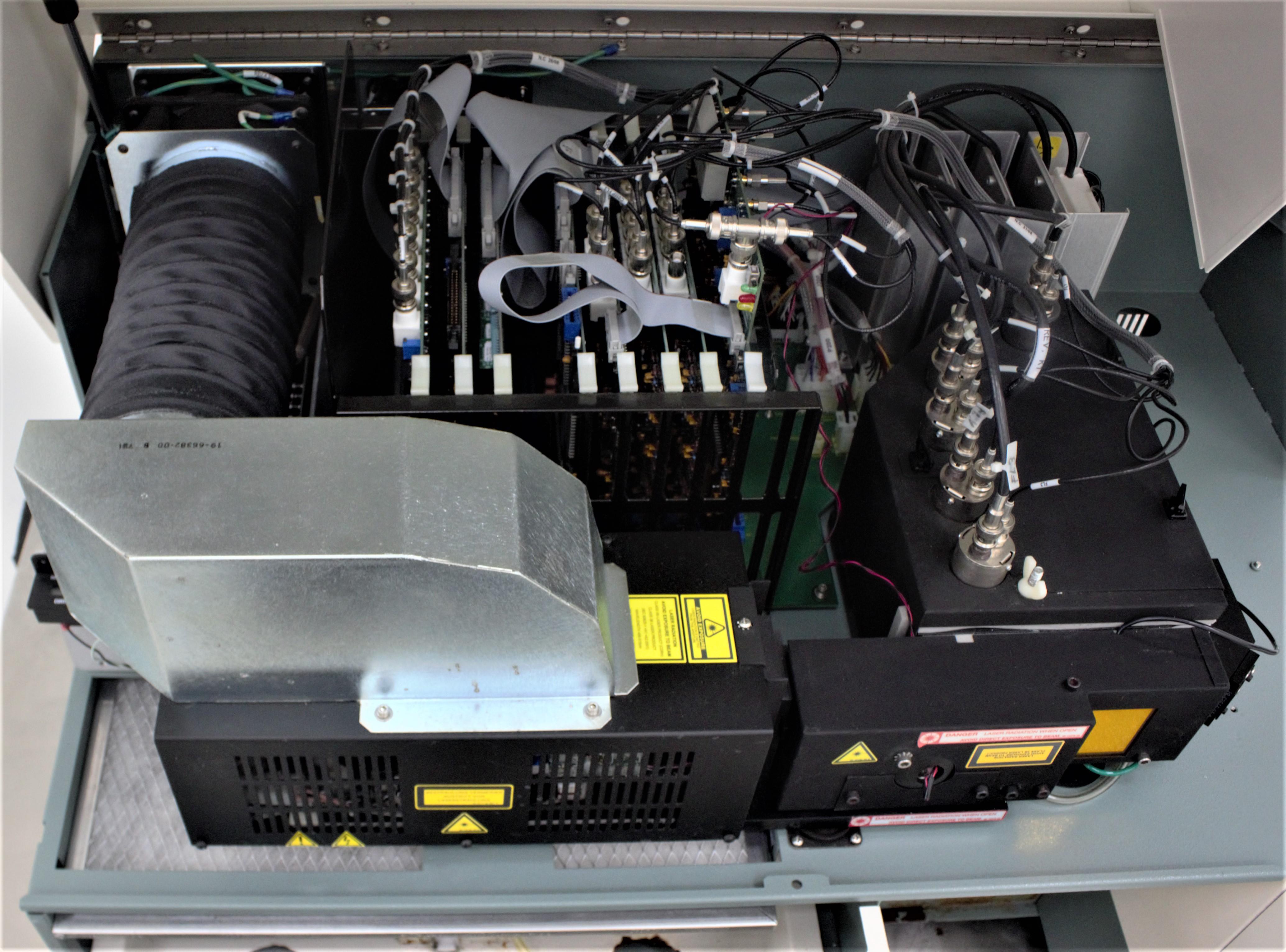 BD FACScaliber Cytometry Flow Cytometer with Analysis & Sorting Capabilities