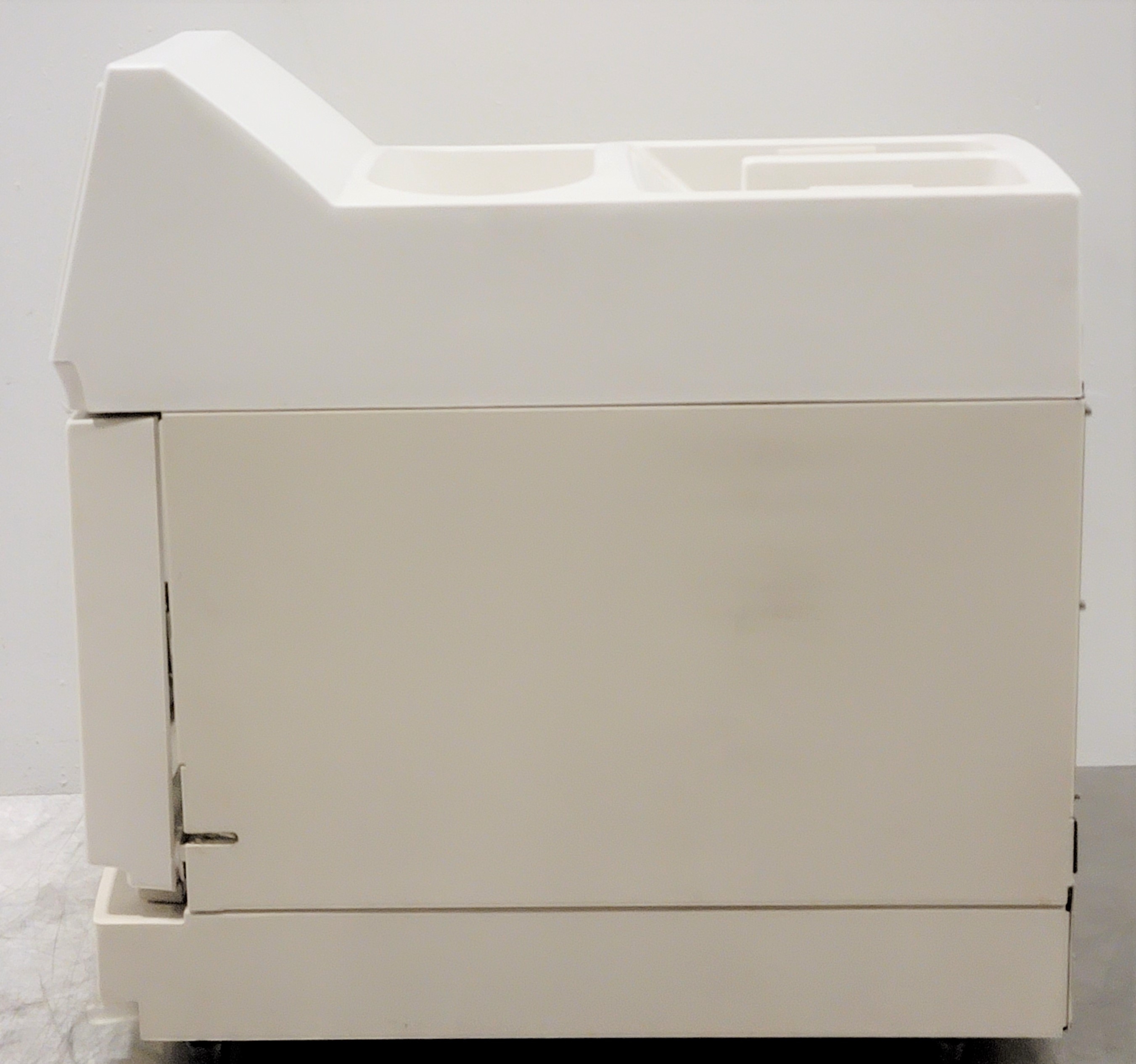 Dionex AS-1 061783 Autosampler HPLC Injects 1-8000 µL Precise Delivery