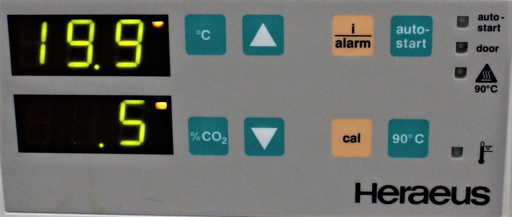 Kendro HERAcell 51013669 CO2 Incubator Cell Tissue Cultures 5.4 cu ft Used