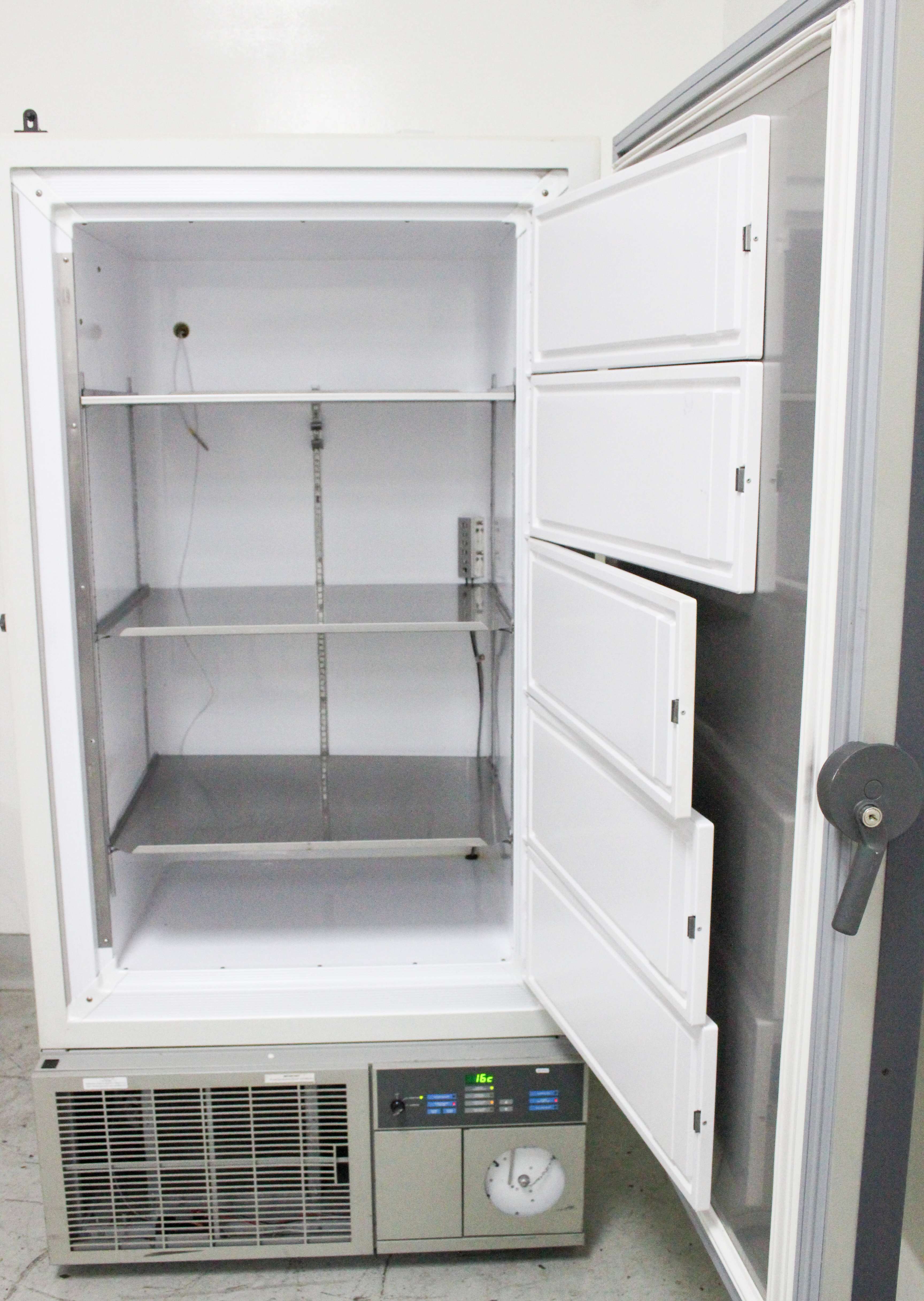 Revco ULT2140-5-A30 Ultra Low Freezer -40C Heavy Duty Preowned Unit