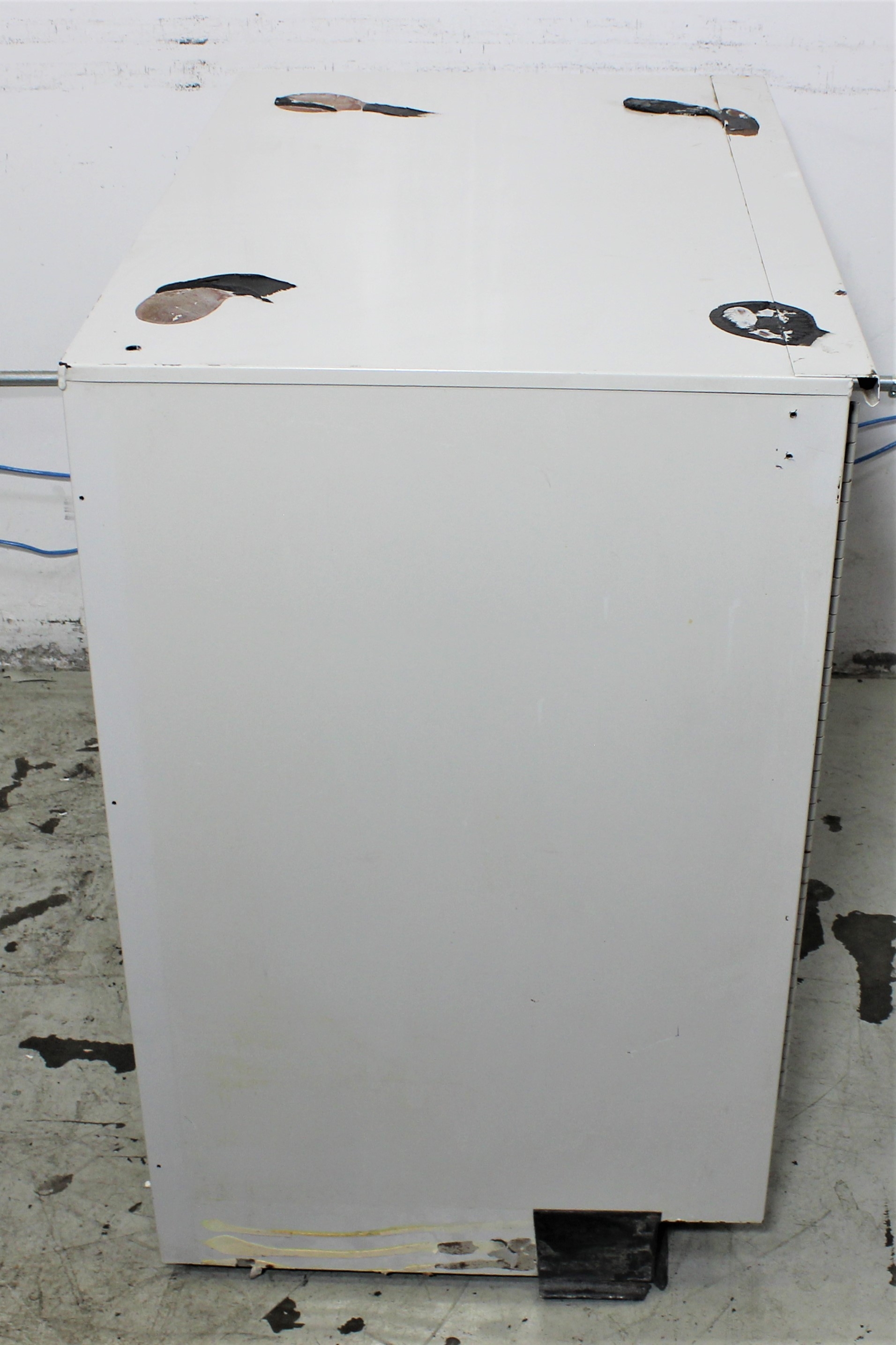 Securall A131 Flammable Storage 30 Gal Capacity Self-Latch Cabinet