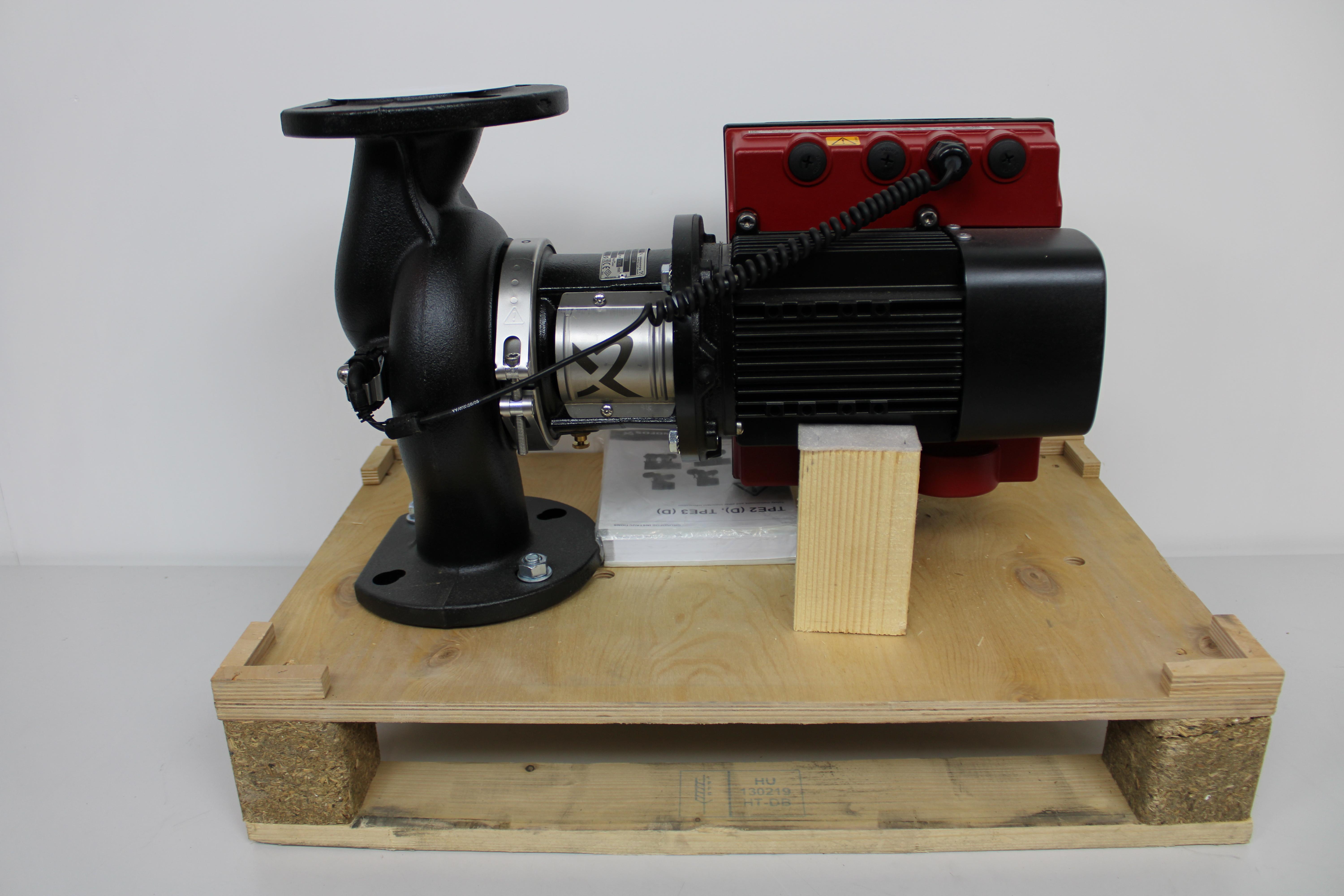 Grundfos DK-8850 TPE3 65-120 Pump Multi-Stage Centrifugal High Temp 90C