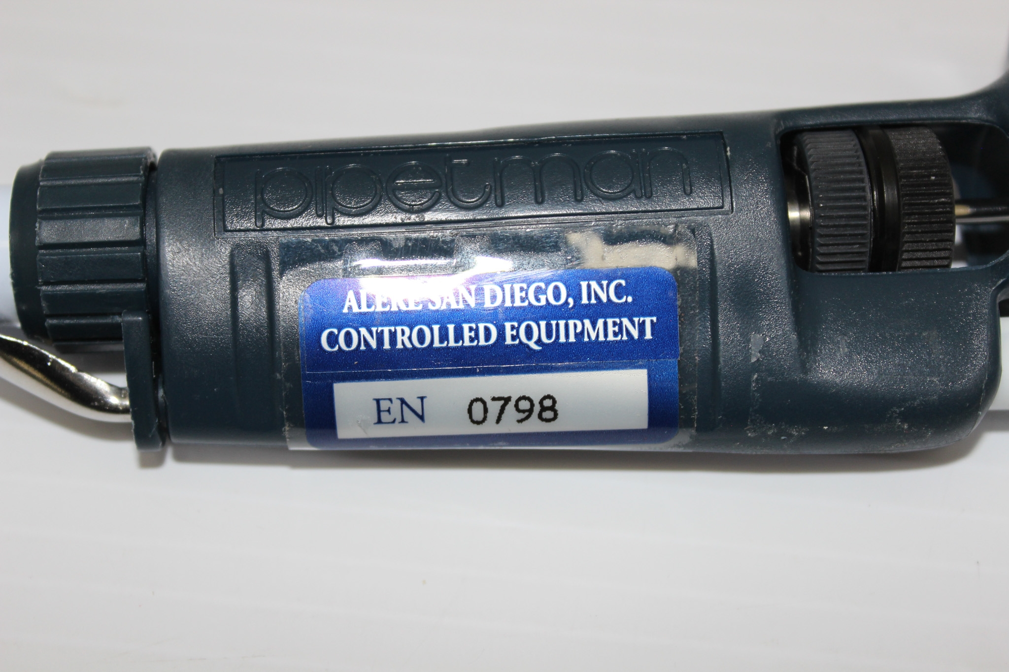 Gilson P1000 Manual Pipet Variable Volume 1000 Micro-liter Used Very Good