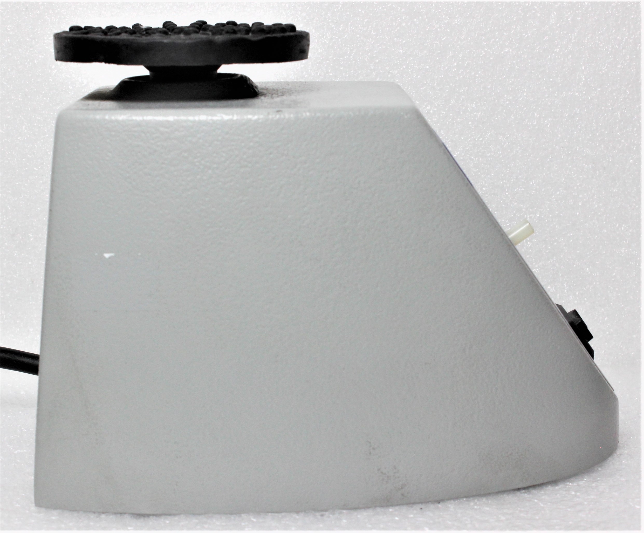 Fisher Analog Vortex Mixer 02215365 Lab Equipment 300-3200 RPM Variable Speed