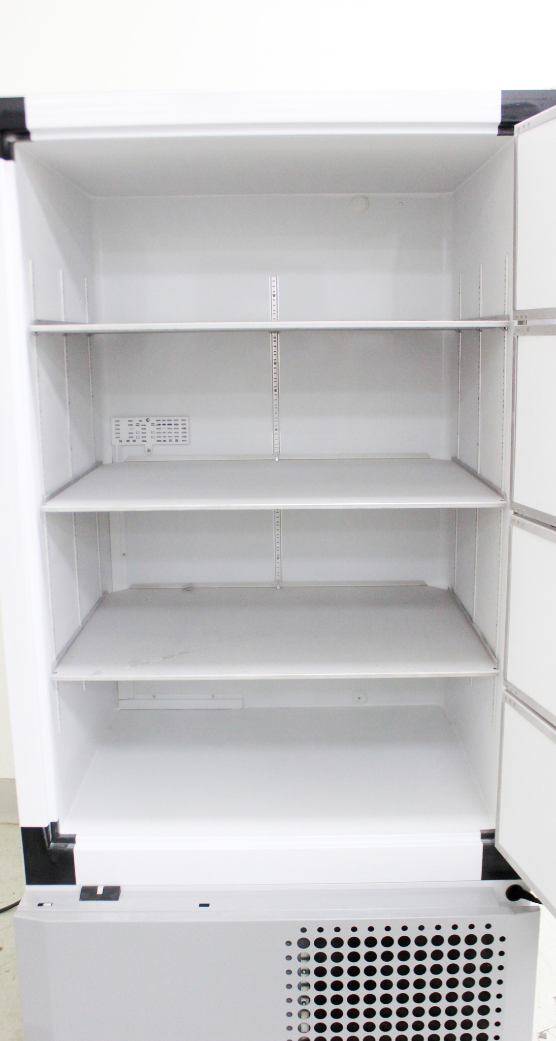 Thermo TDE60086LV Ultra Low Freezer -10C to -40C 816L Energy Efficient