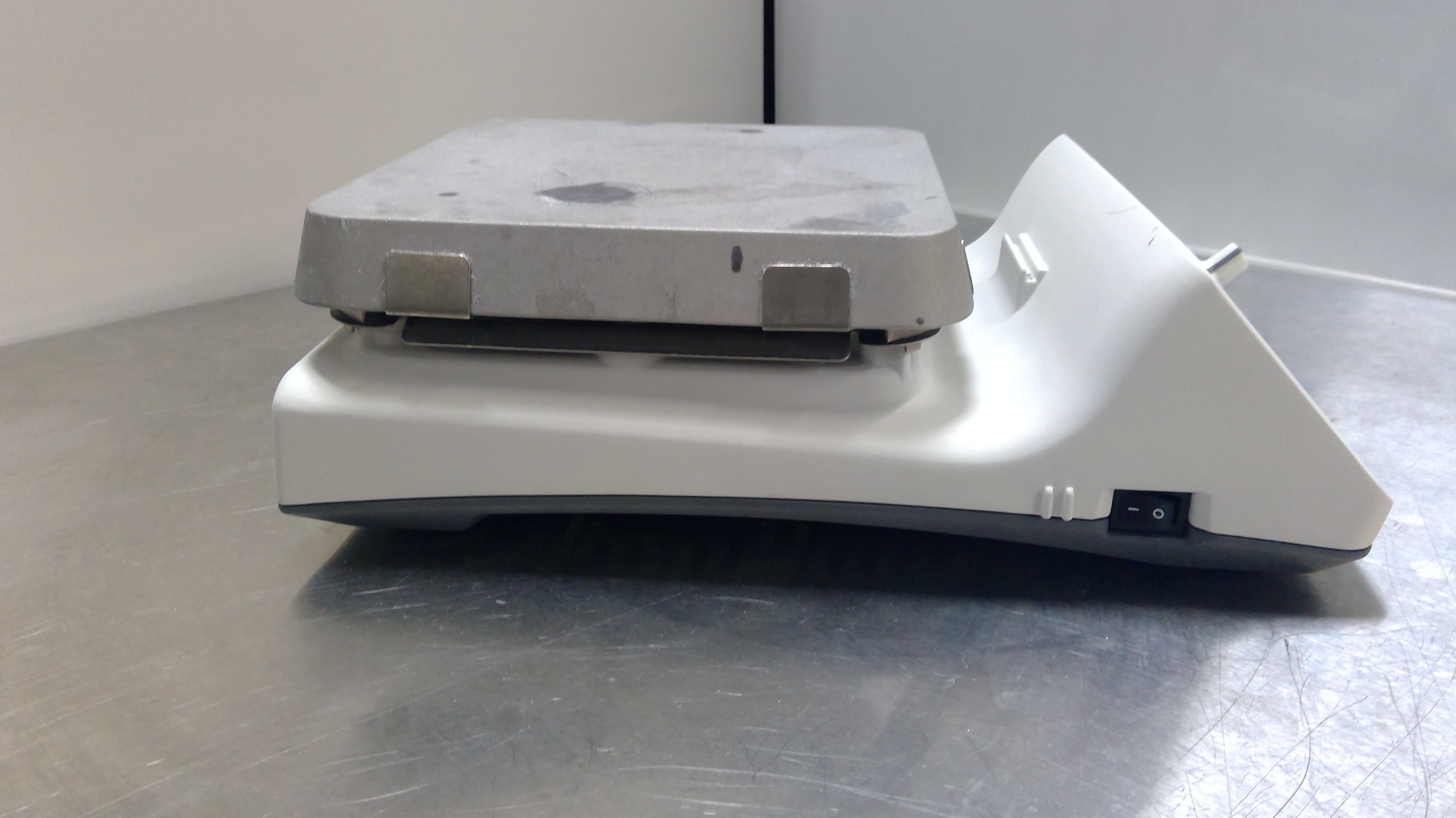 Thermo Scientific S88857104 Stirrer 4x4 Ceramic Plate, Temp Control
