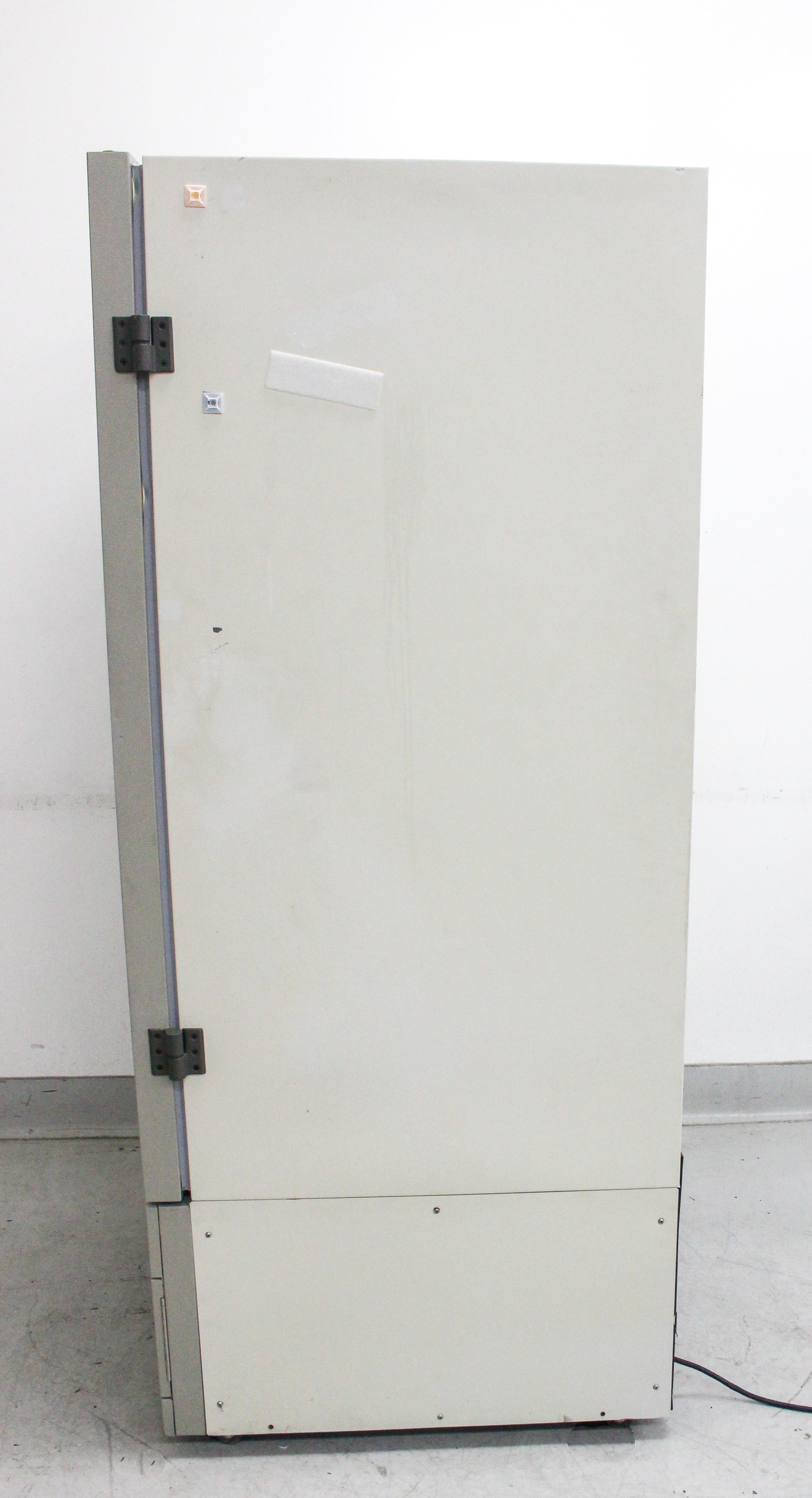 Revco ULT2140-5-A14 Ultra Low Freezer Upright -40C Microprocessor Control
