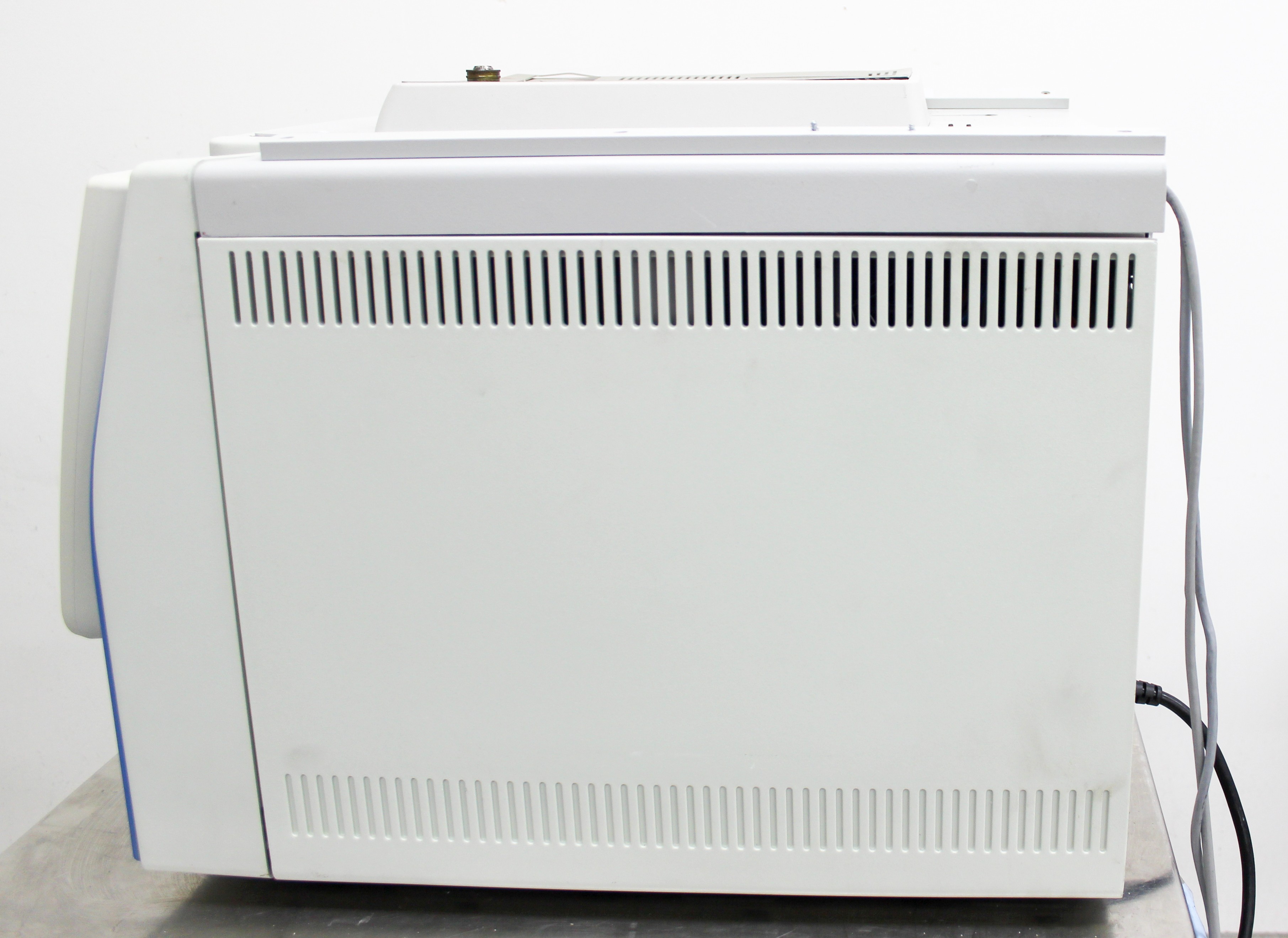 Thermo K27300000000070 Gas Chromatograph For Parts Requires Repair