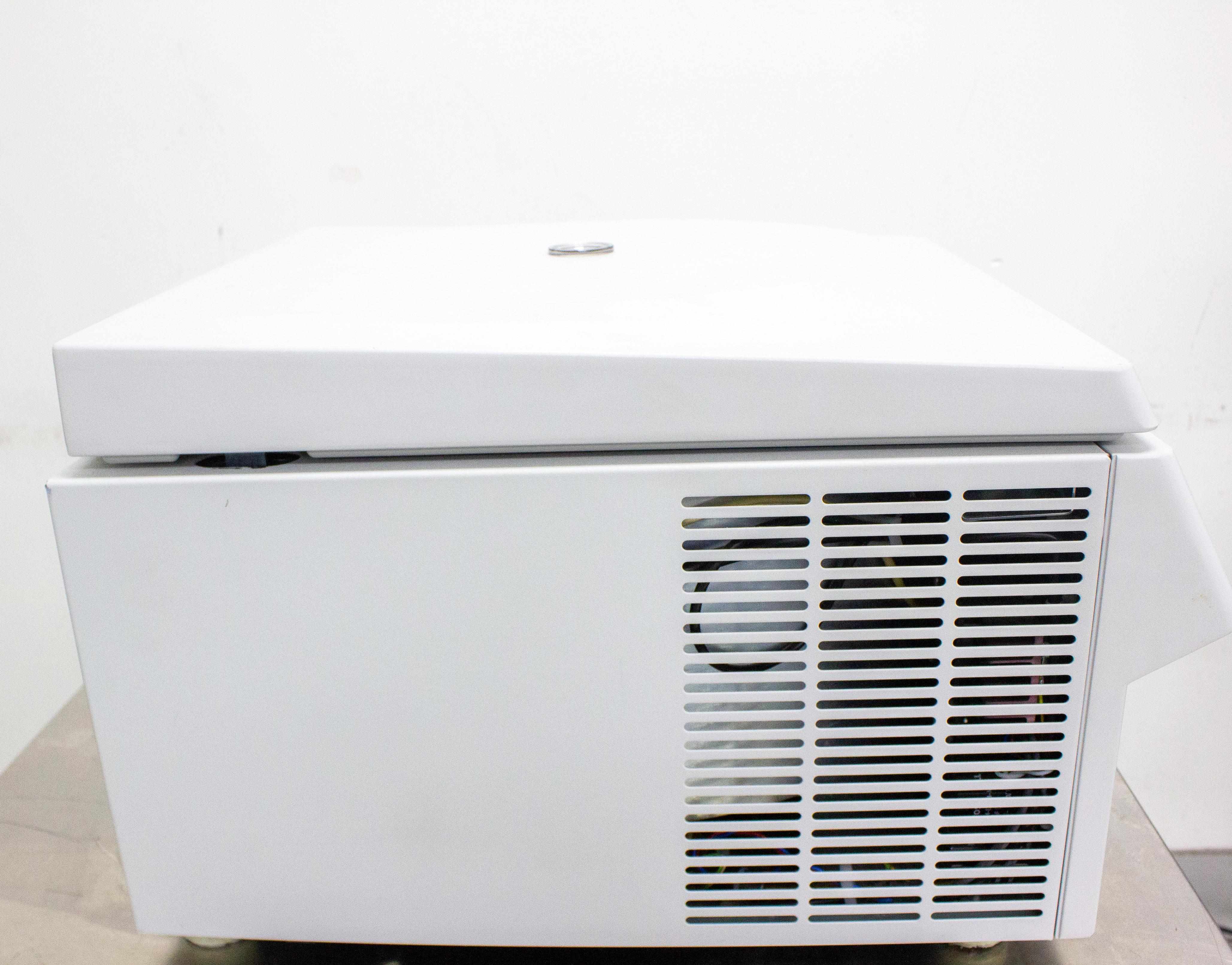 Eppendorf 5804 Benchtop Centrifuge Analyzing Microtube Rotor 20913xg RPM