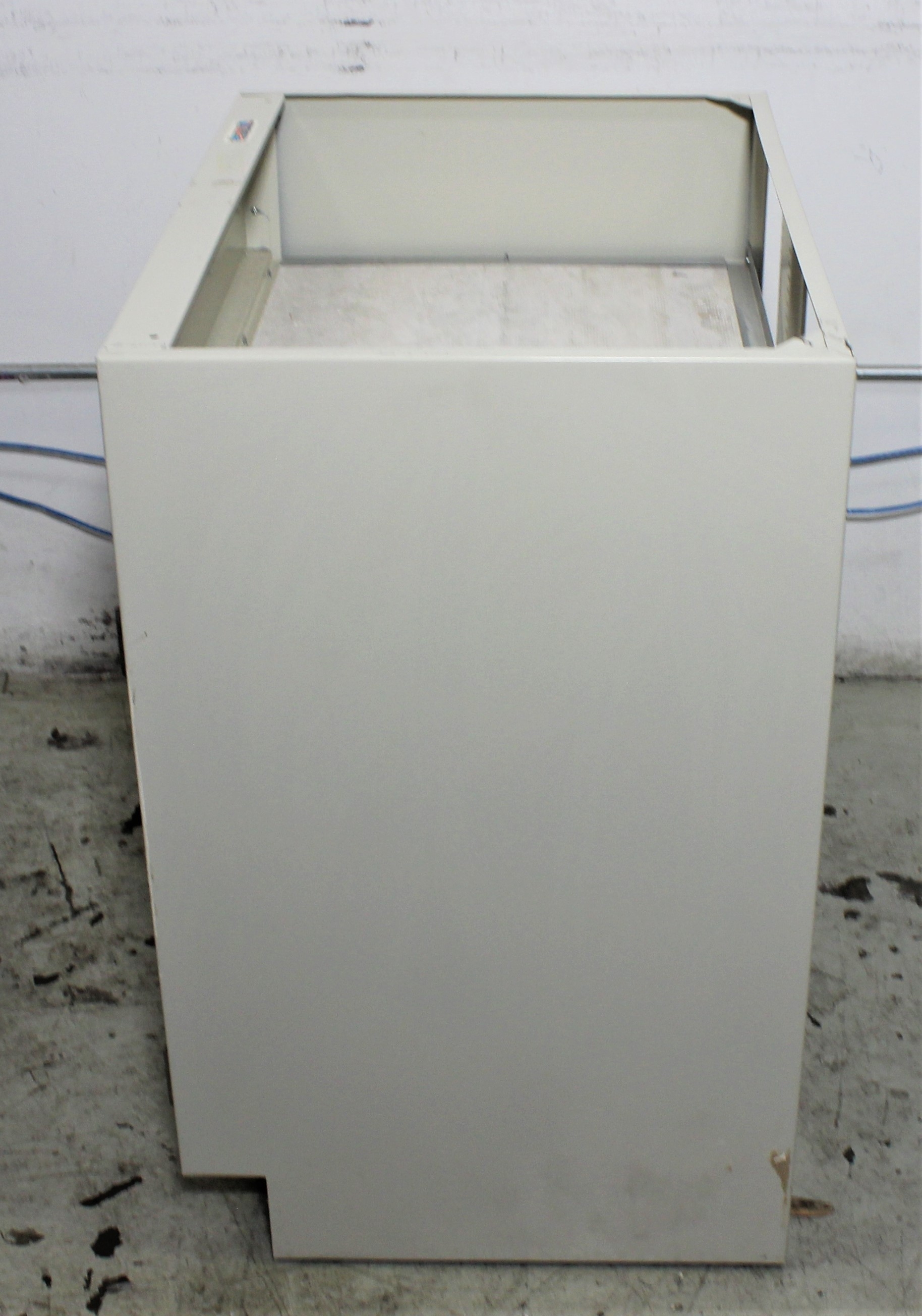 Hamilton n/a Storage Cabinet Double Doors 12 Capacity Manual Closing