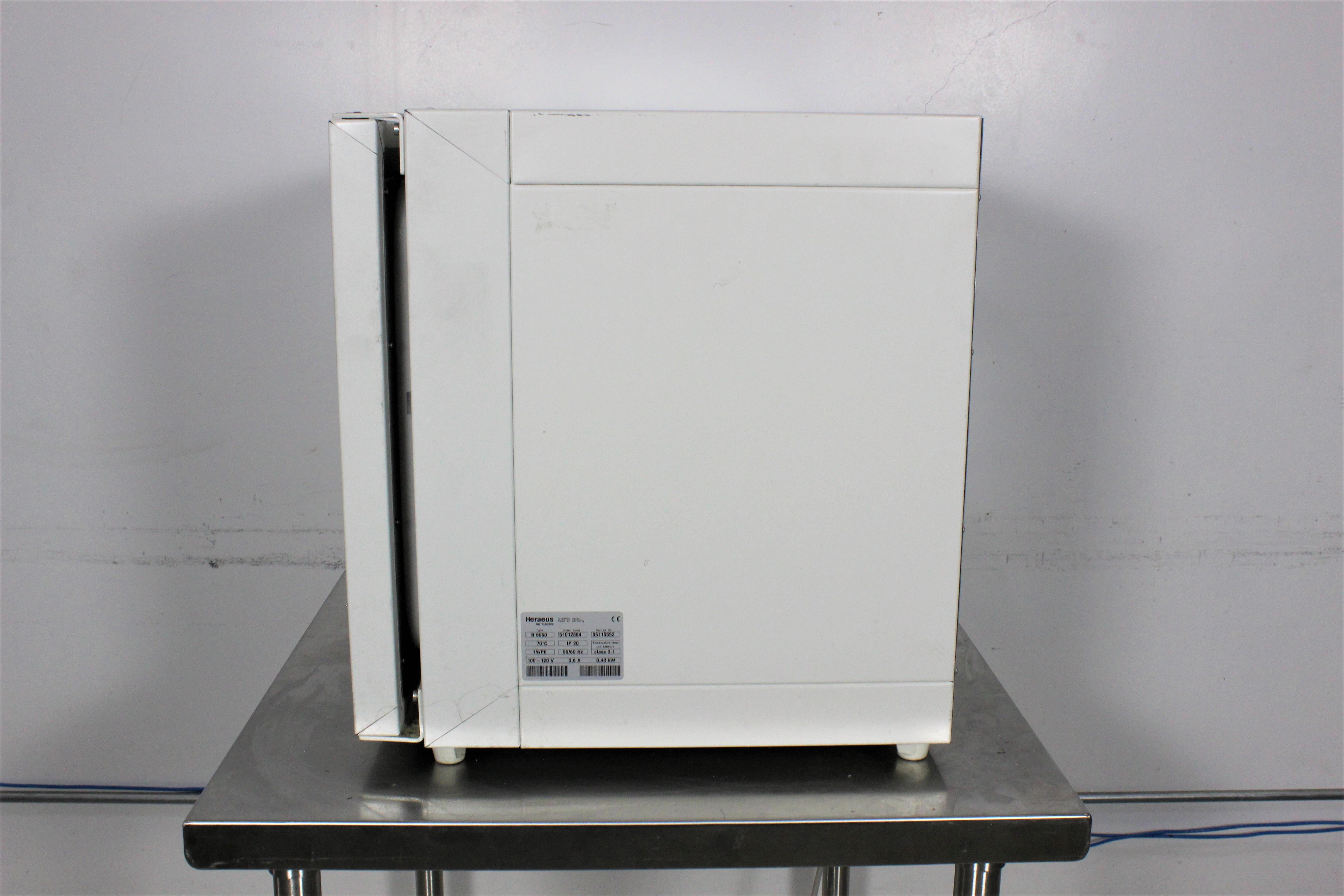 Heraeus B 6060 CO2 Incubator 57L 50-300C AS-IS Sale Needs Repairs