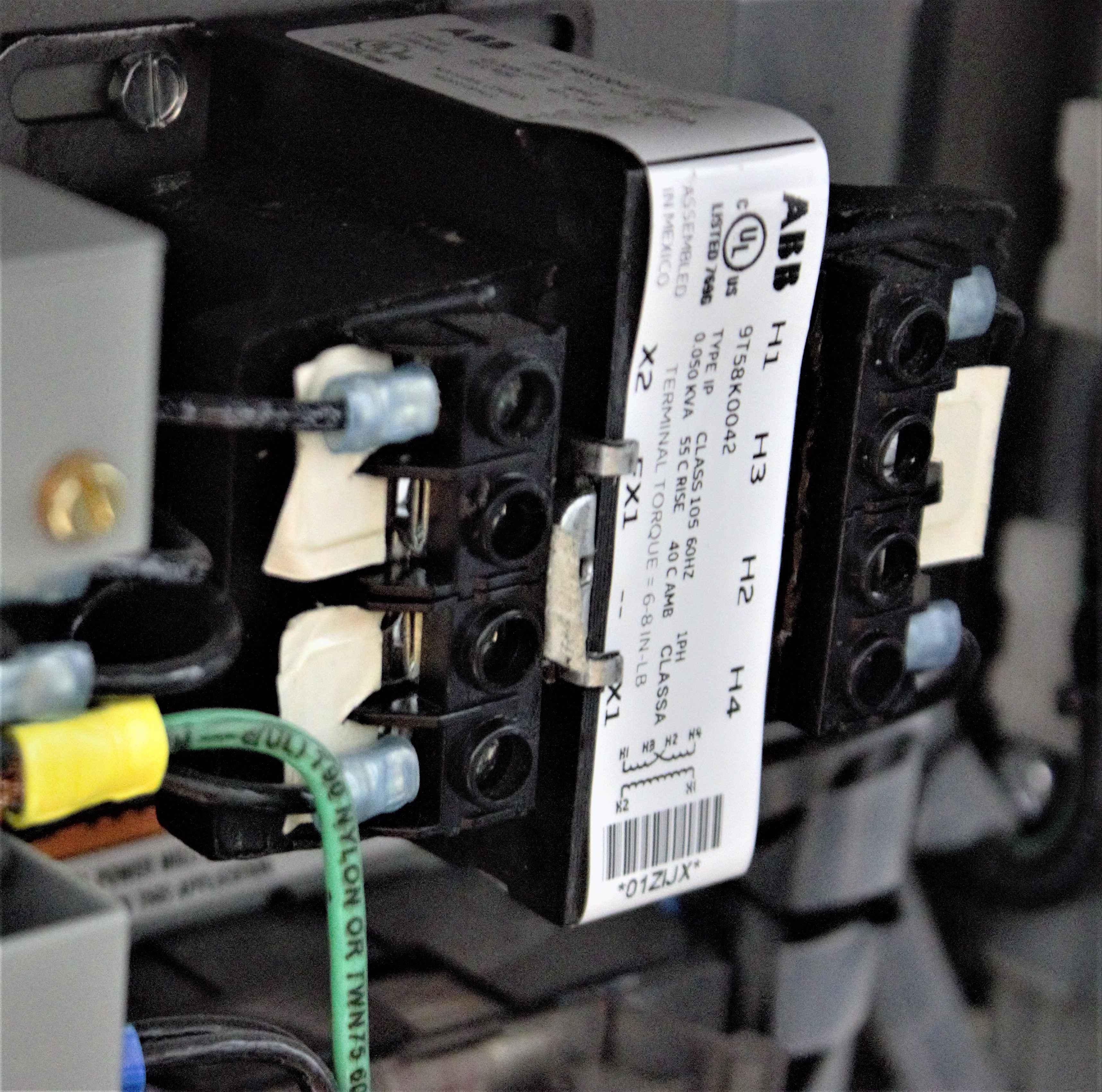 ABB Spectra Series Switchboard Group Mounted Circuit Breakers Unit 277V/480V