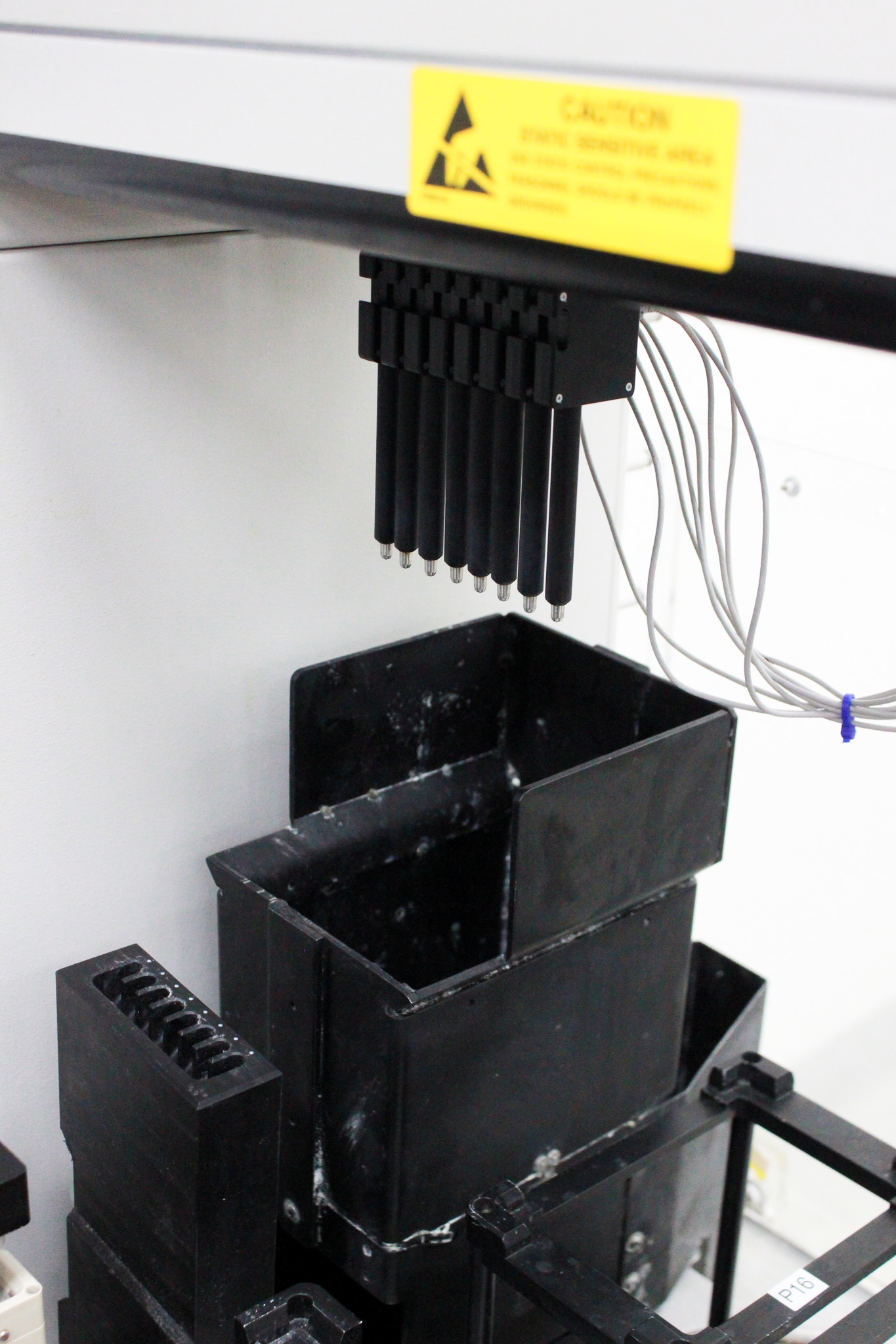 Beckman Biomek FXP Dual Arm Liquid Handler DNA/RNA Prep/Assays/Includes PC