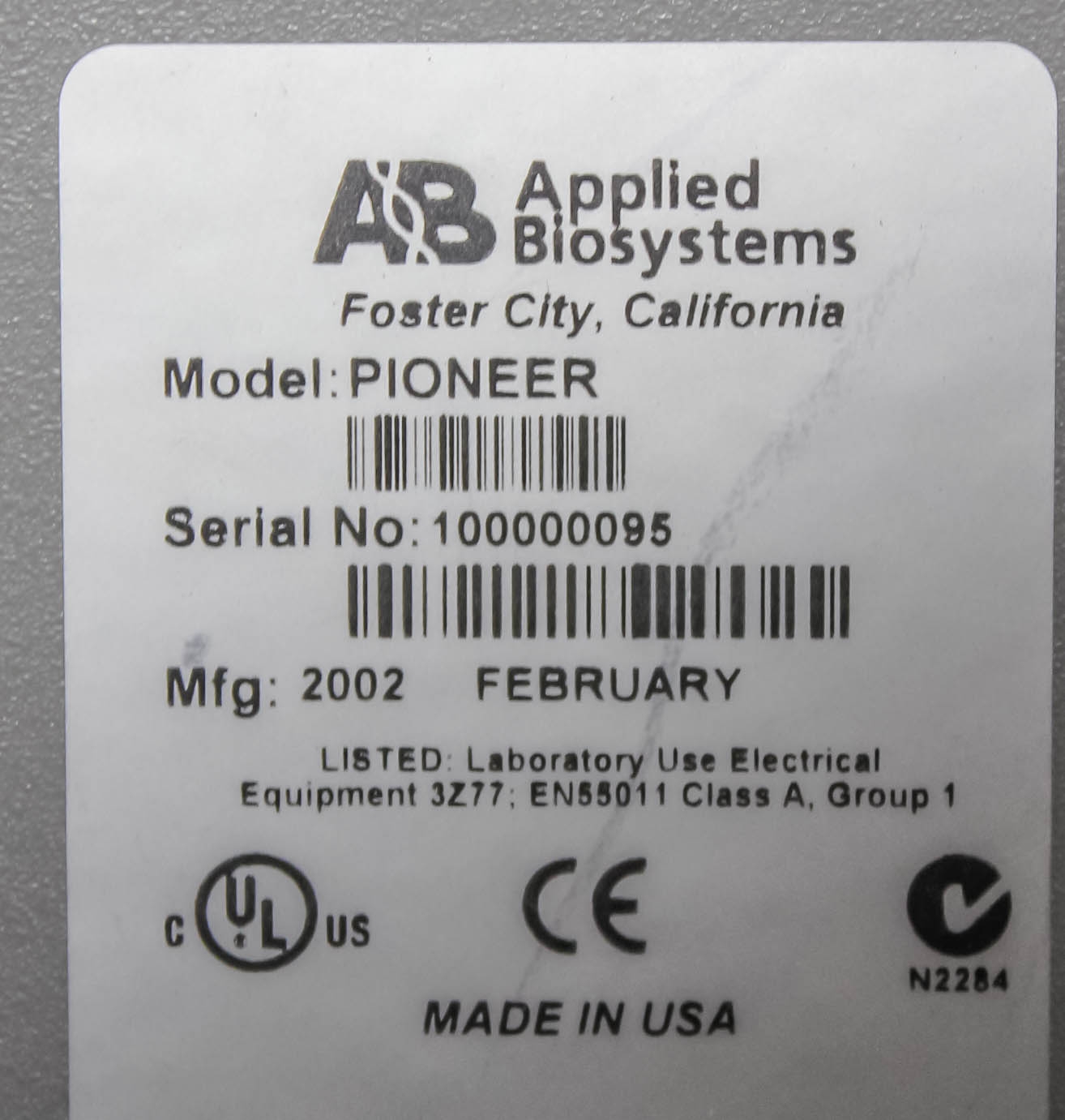 ABI Pioneer Peptide Synthesizer BioSystems Includes Computer Data Flow