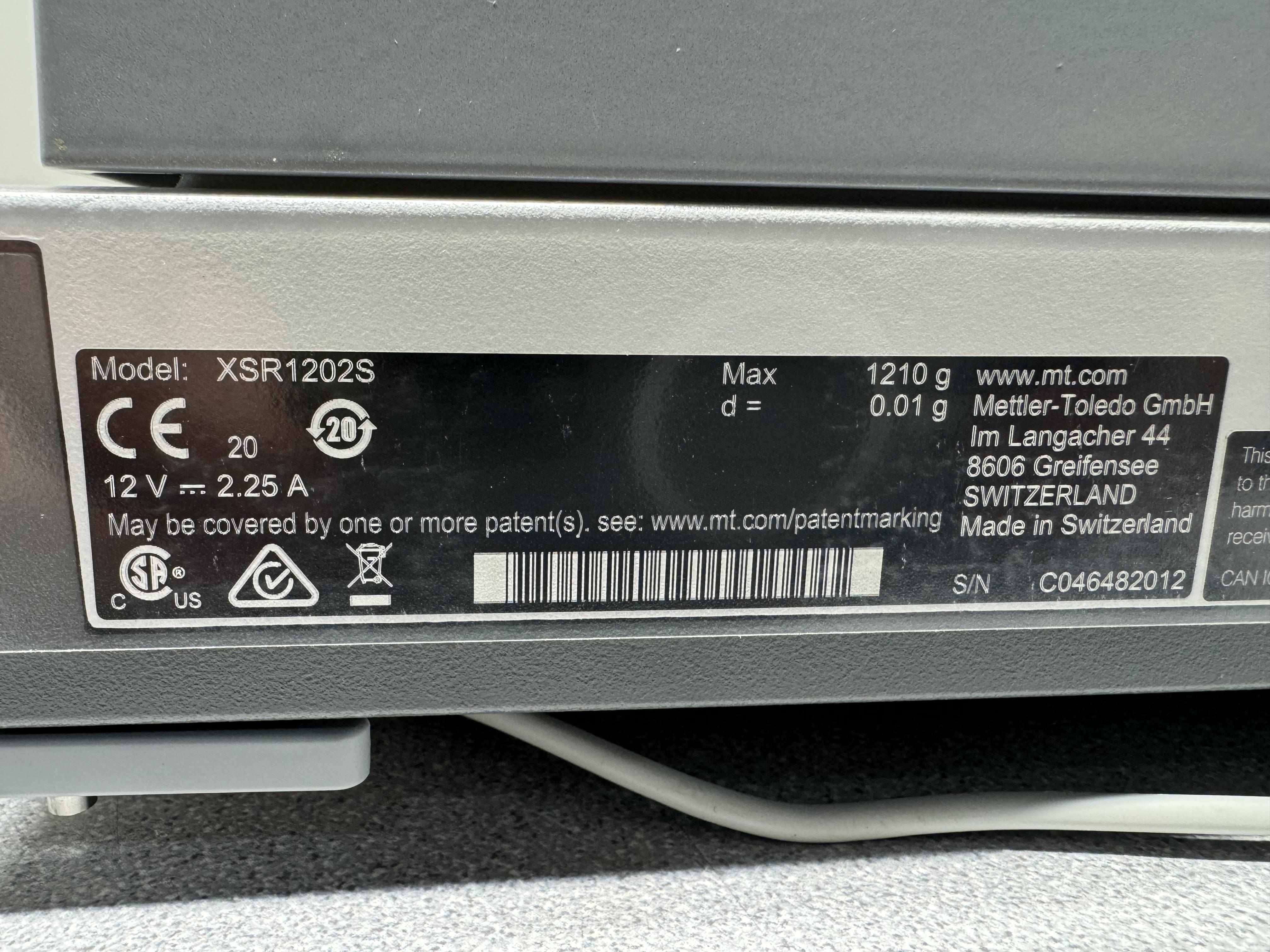 Mettler Toledo XSR1202S Balance Scale 1210g Cap 0.01g Readability Used