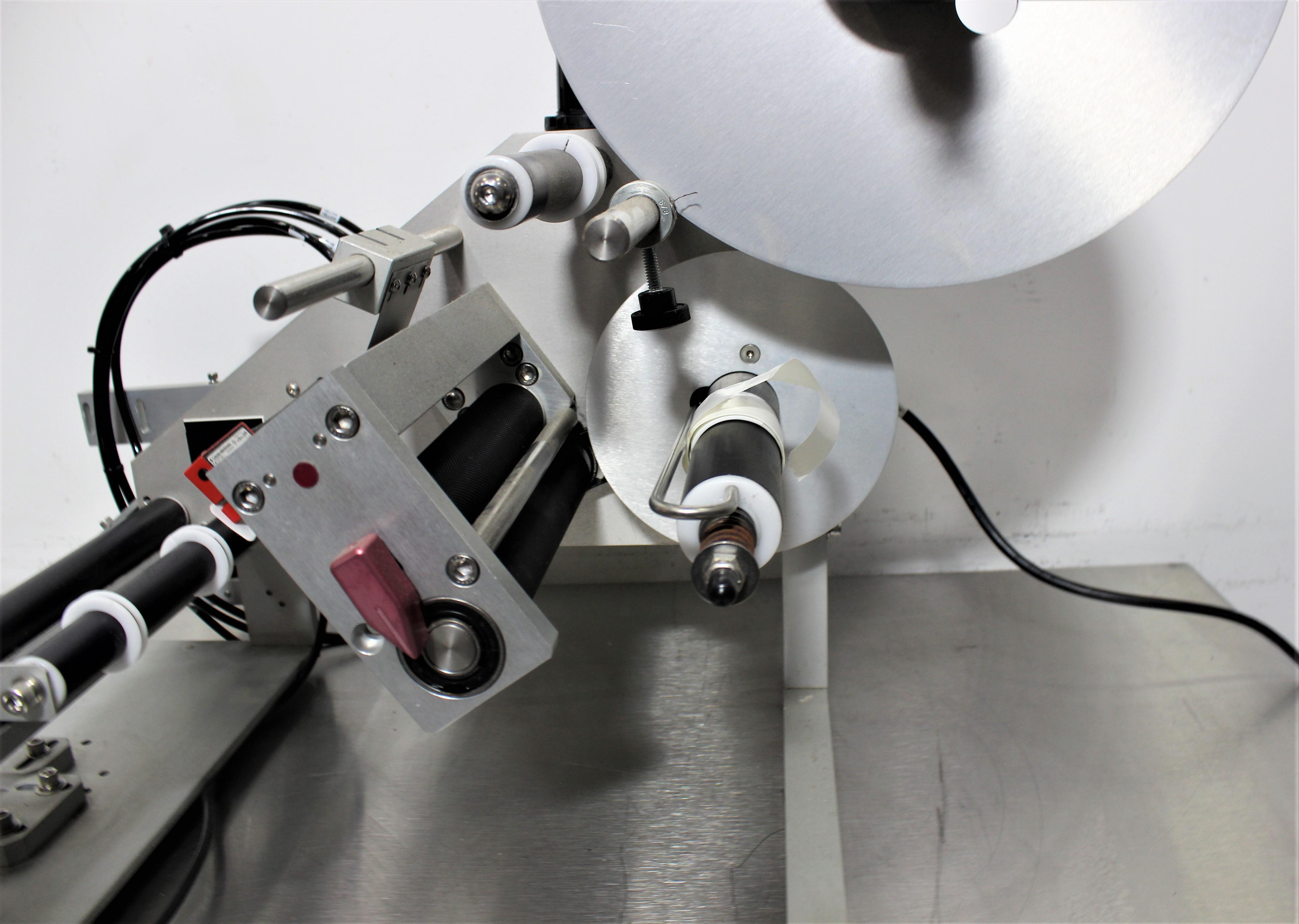 Quadrel T2 Labeling System Semi-Auto Labeler 25 Products/Min Used VG