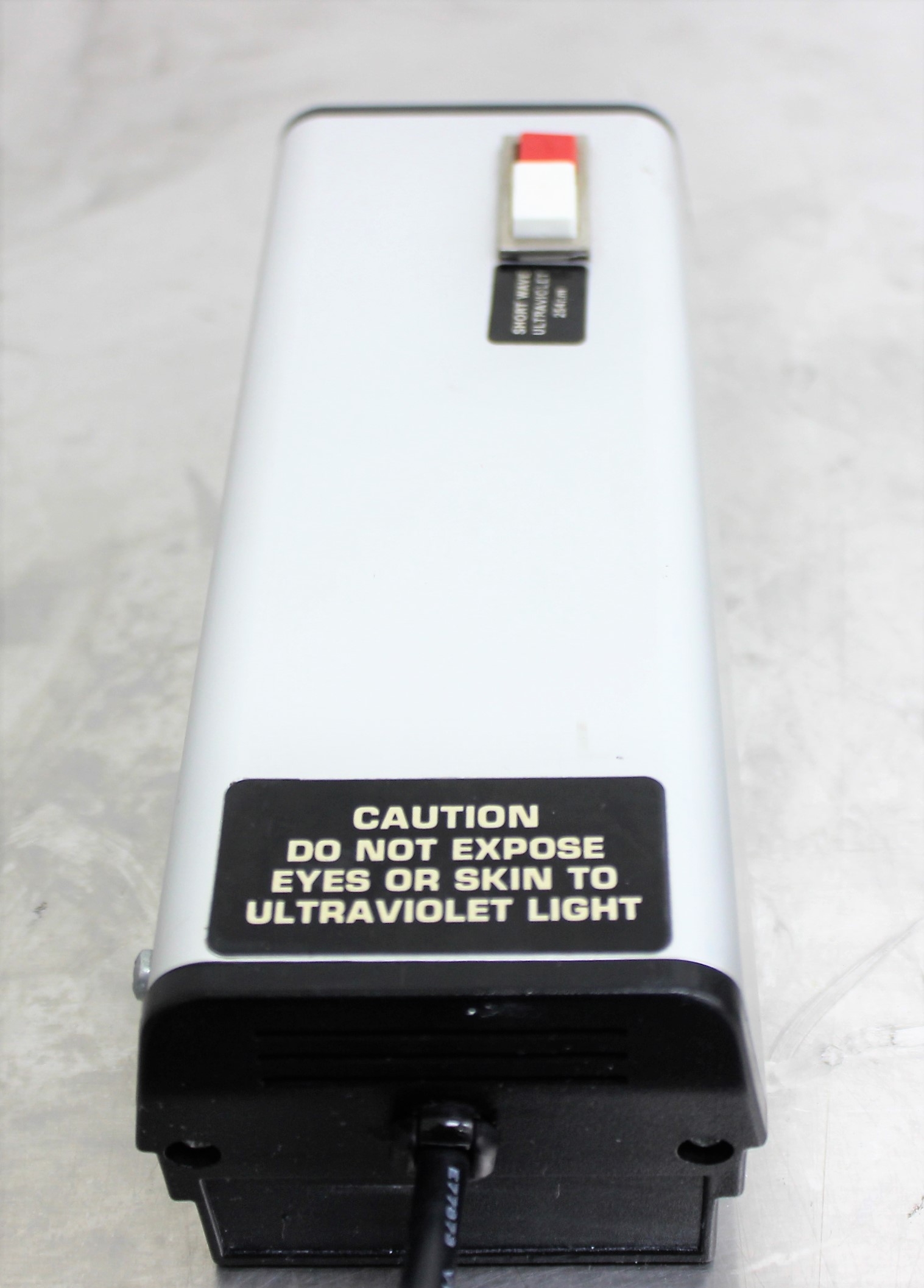 Spectroline EF-140C Lamp Short Wave UV Light for Gel Electrophoresis