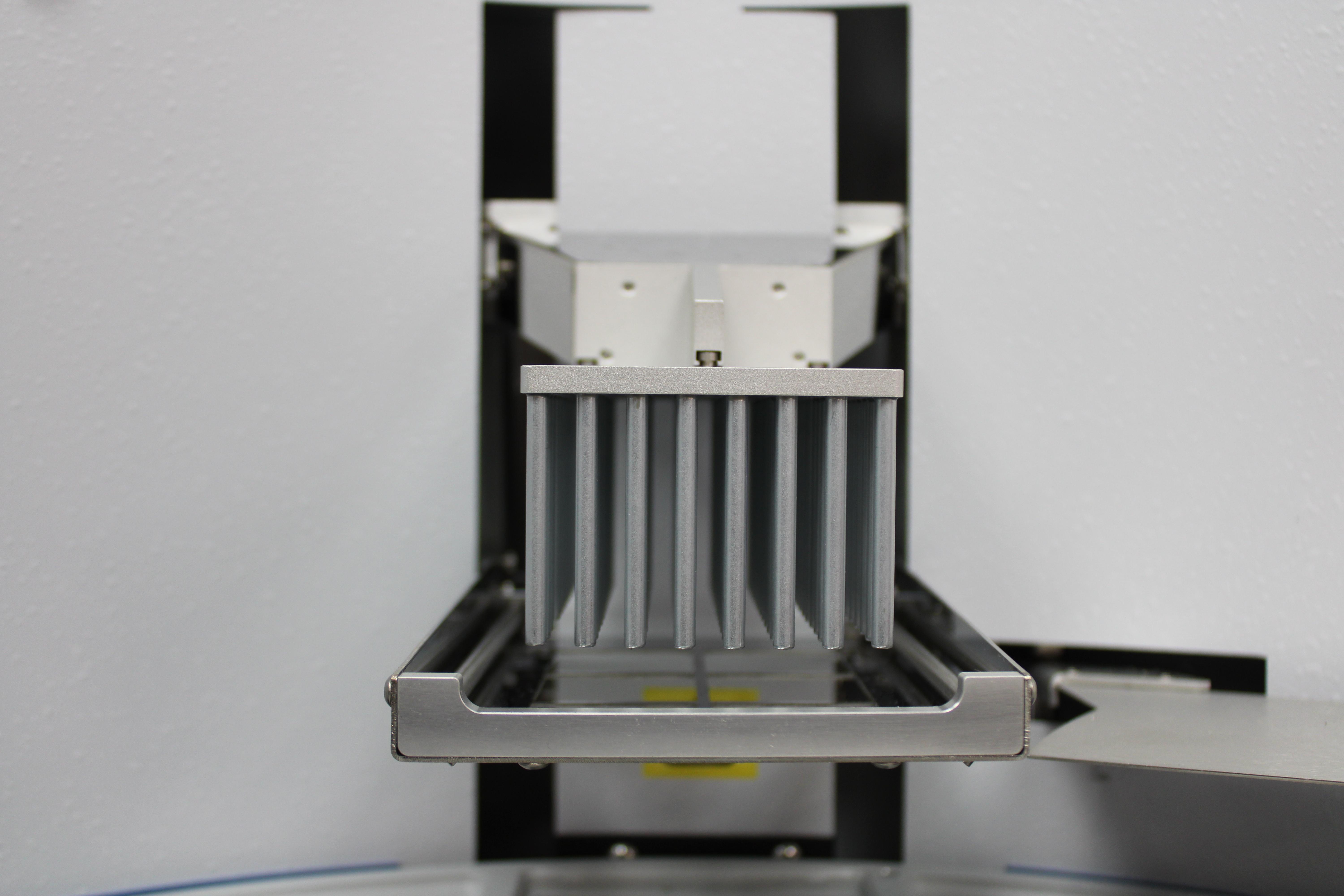 Thermo Kingfisher Flex Purification System Automated Magnetic 96 Samples