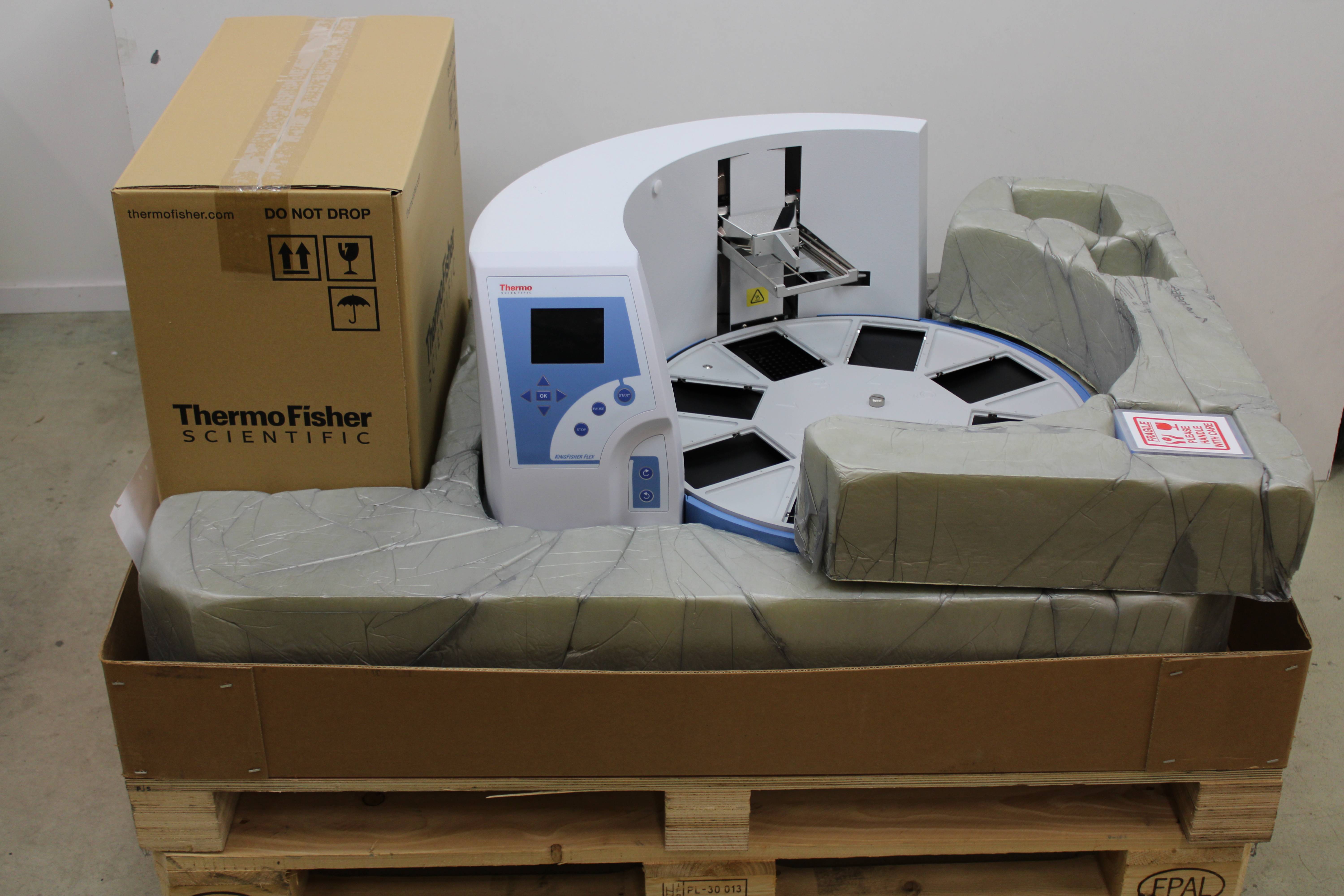 ABI KingFisher Flex 5400630 DNA RNA Purification System 96 Samples Used