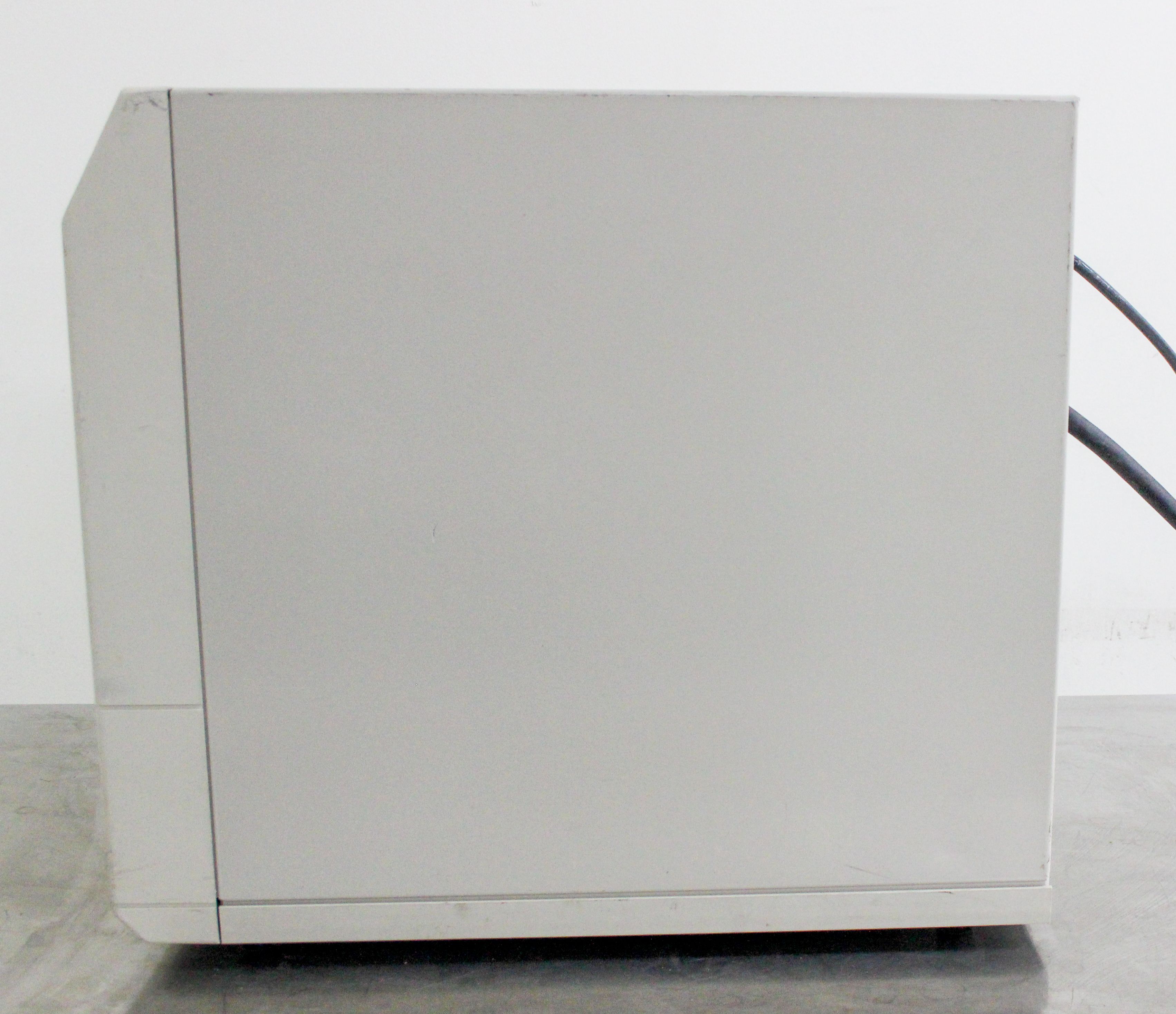 Best ME3.1KVA Uninterruptible Power System 120/208/240V VG Used