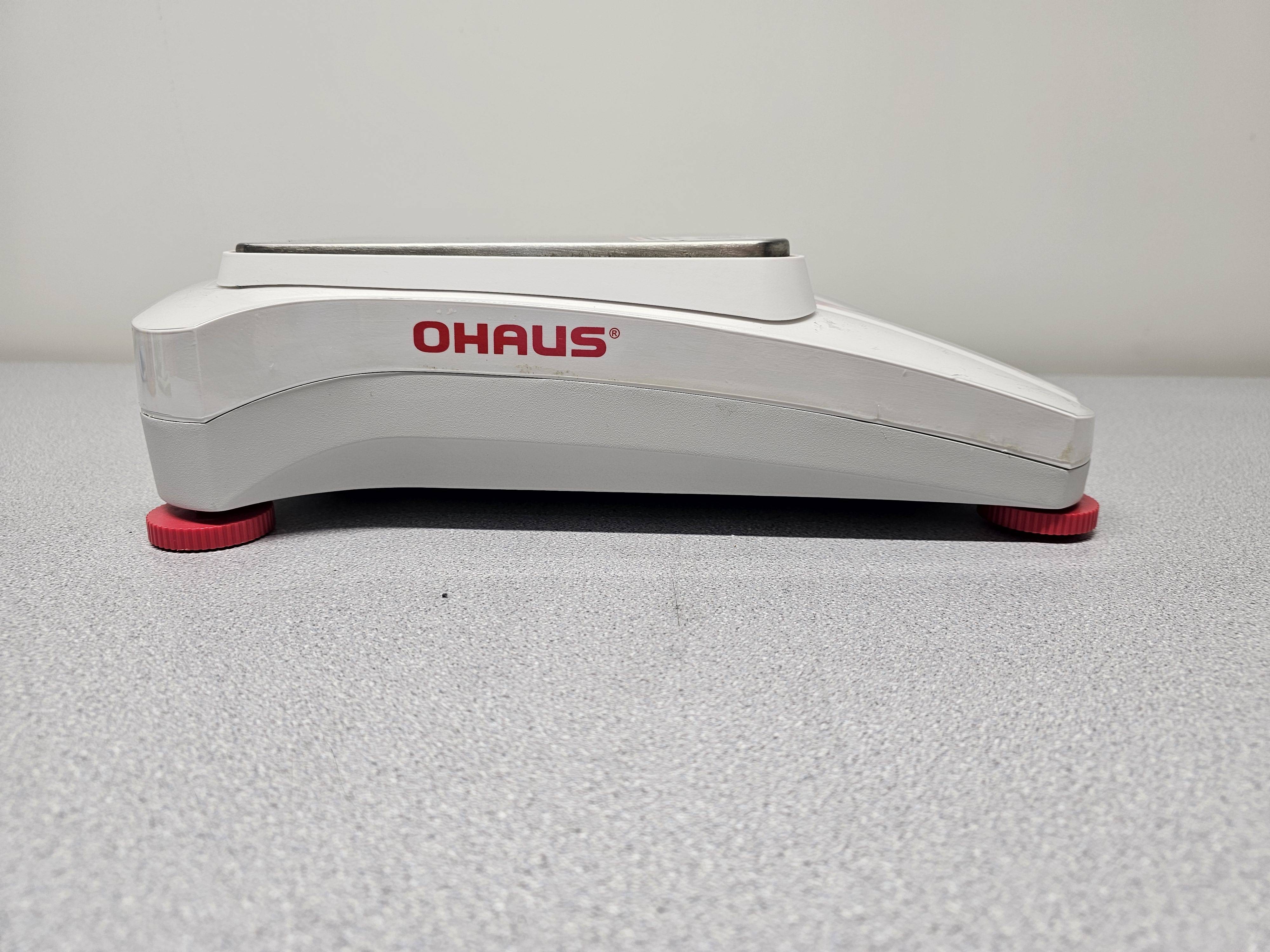 Ohaus AX8201/E Precision Balance 8200g/0.1g Color Touchscreen Data Transfer