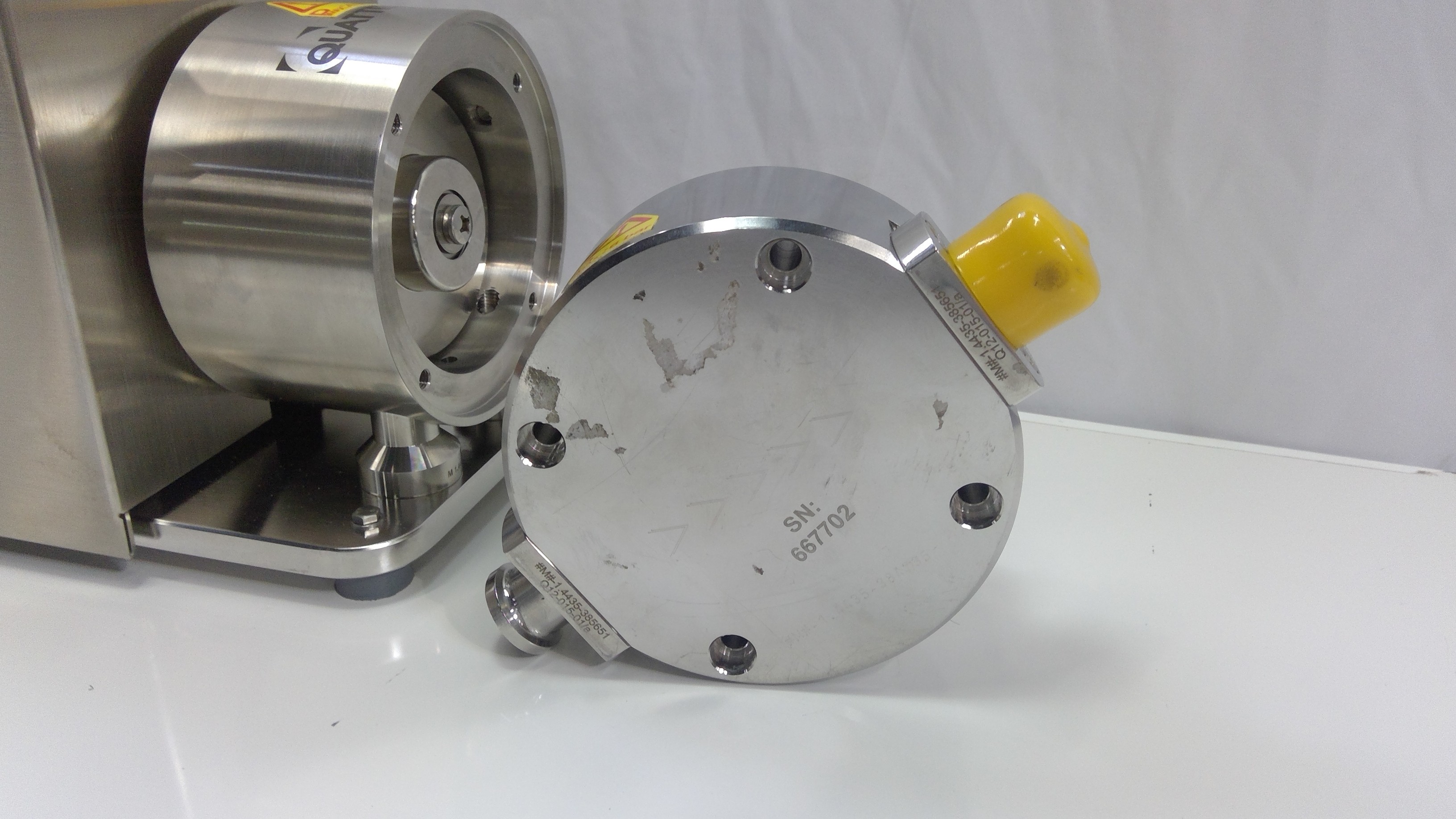 Quattroflow PQ12RMMGO5-A Specialty Pump System for Pharmaceutical Applications