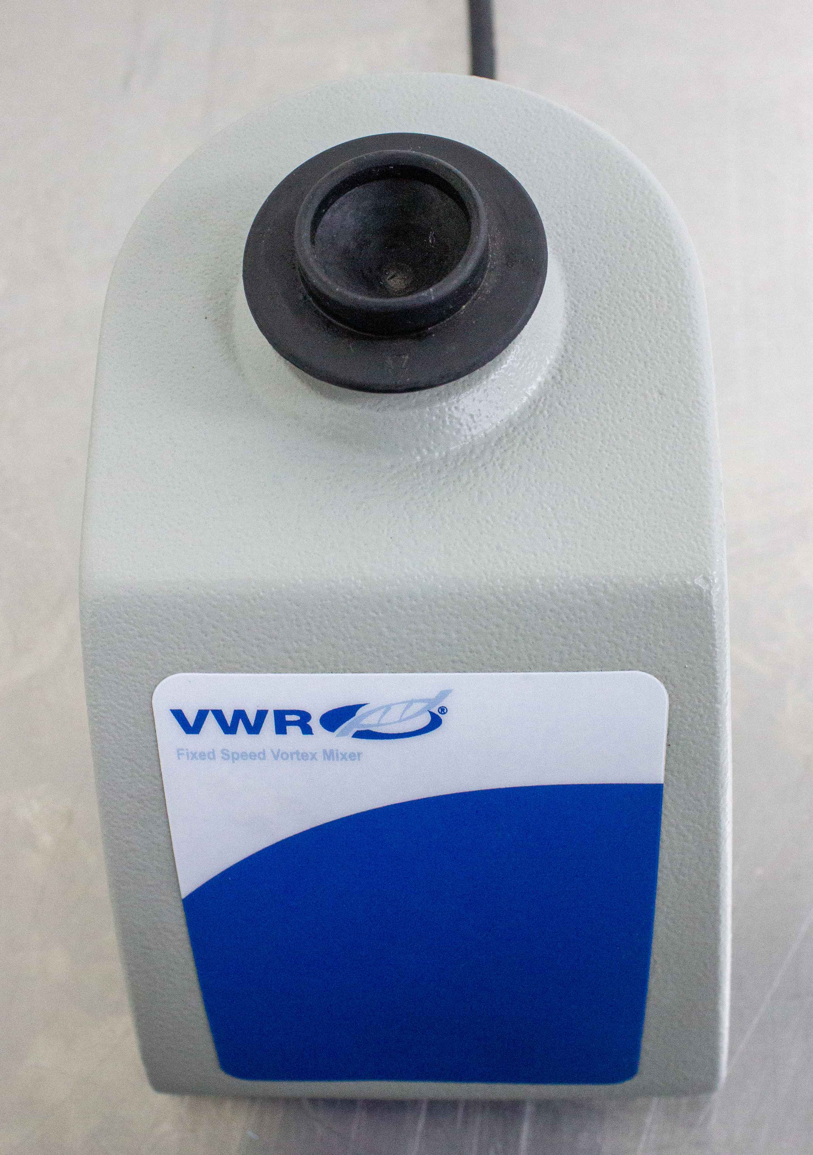 VWR 945302 Vortexer Vortex Mixer 2500 RPM One-Touch Activation