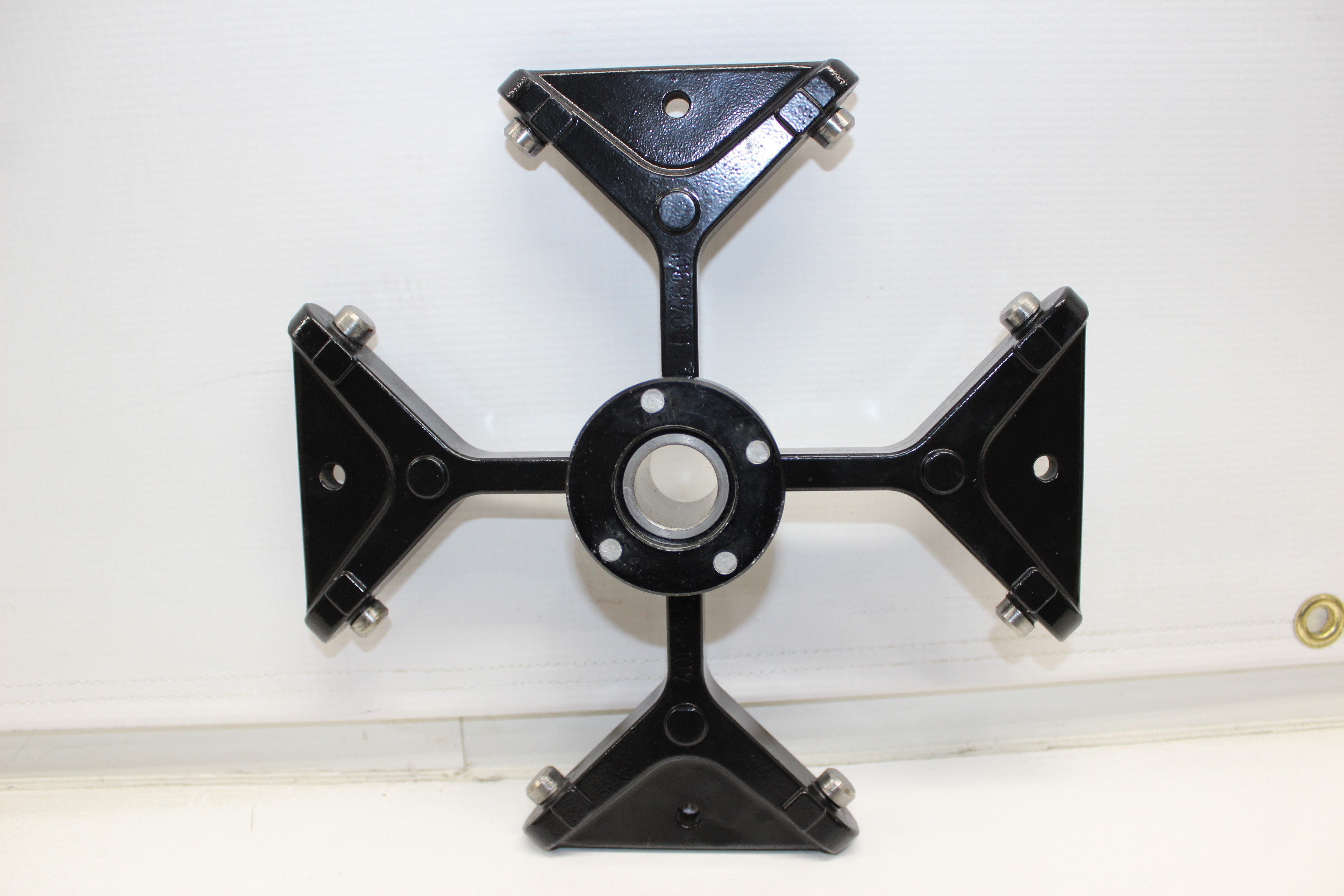 Heraeus Centrifuge Rotor Model 3047 VG Used 5600 mn-1 Accessory Lab Equipment