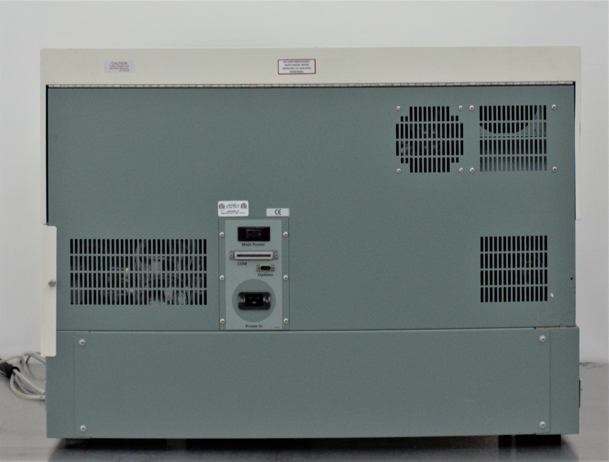 BD FACScaliber Cytometry Flow Cytometer with Analysis & Sorting Capabilities