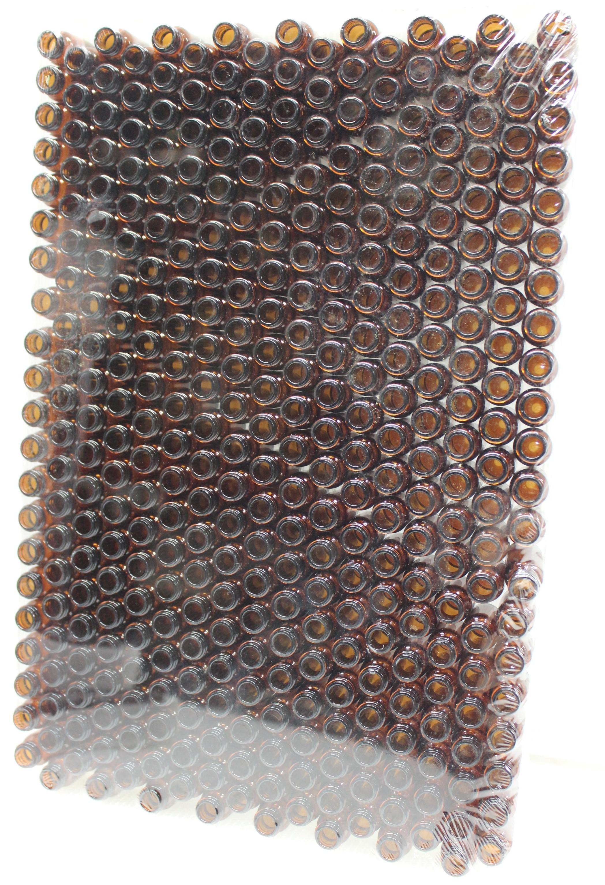 Unknown 3 mL Amber Screw Vials Chemistry Reaction Accessory 357 Pieces