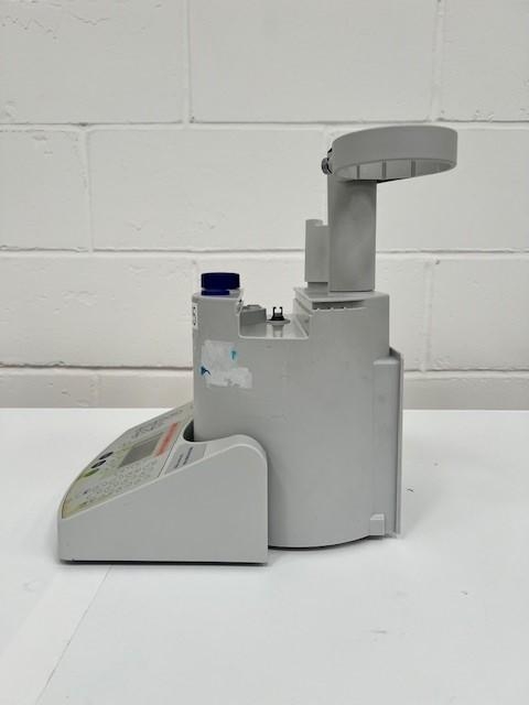 Mettler Toledo Titrator DL38 for Precise Water Determination in Samples