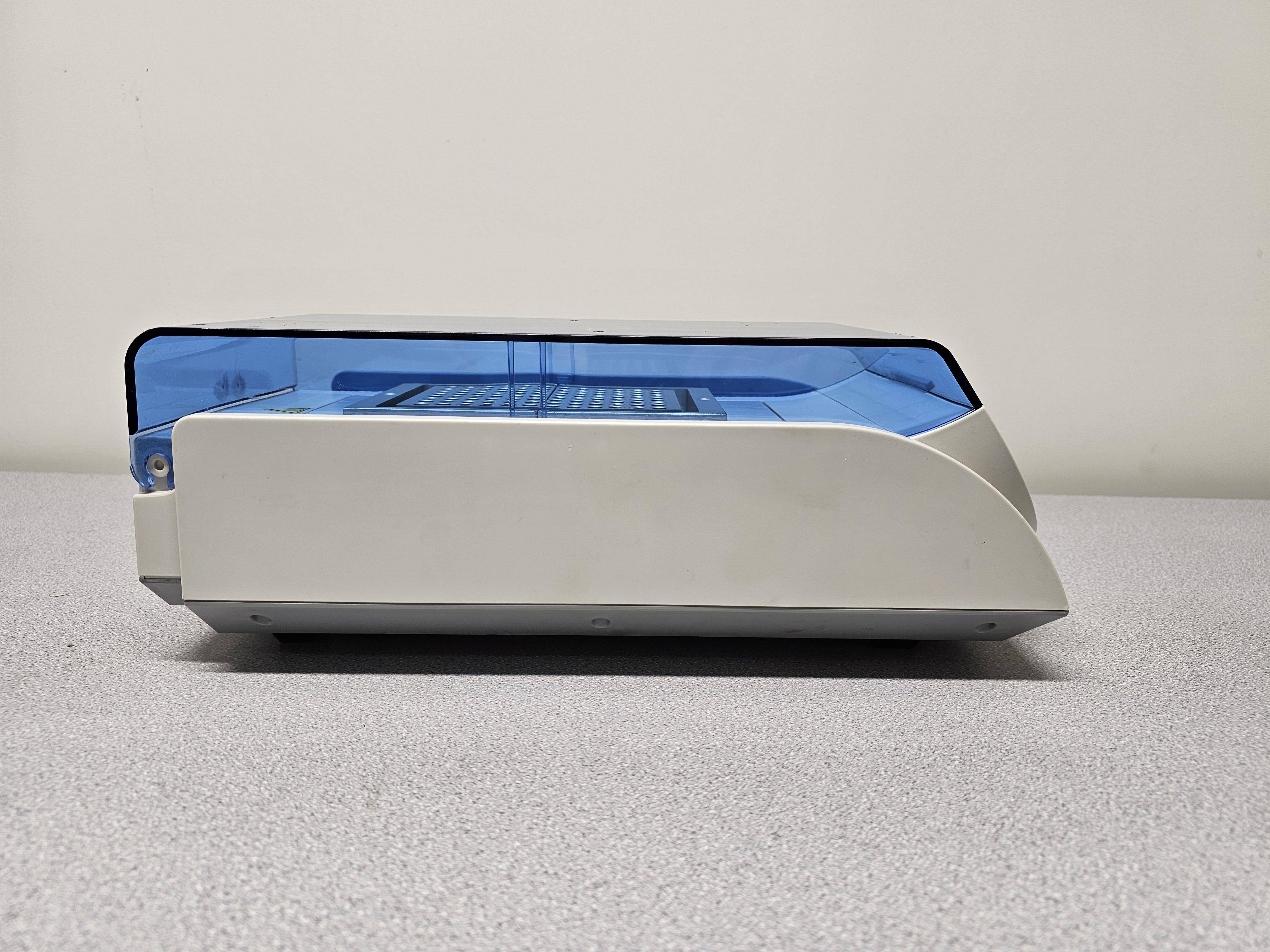 Benchmark Scientific BSH5002 Dry Bath Incubator Block Heater Temp Control