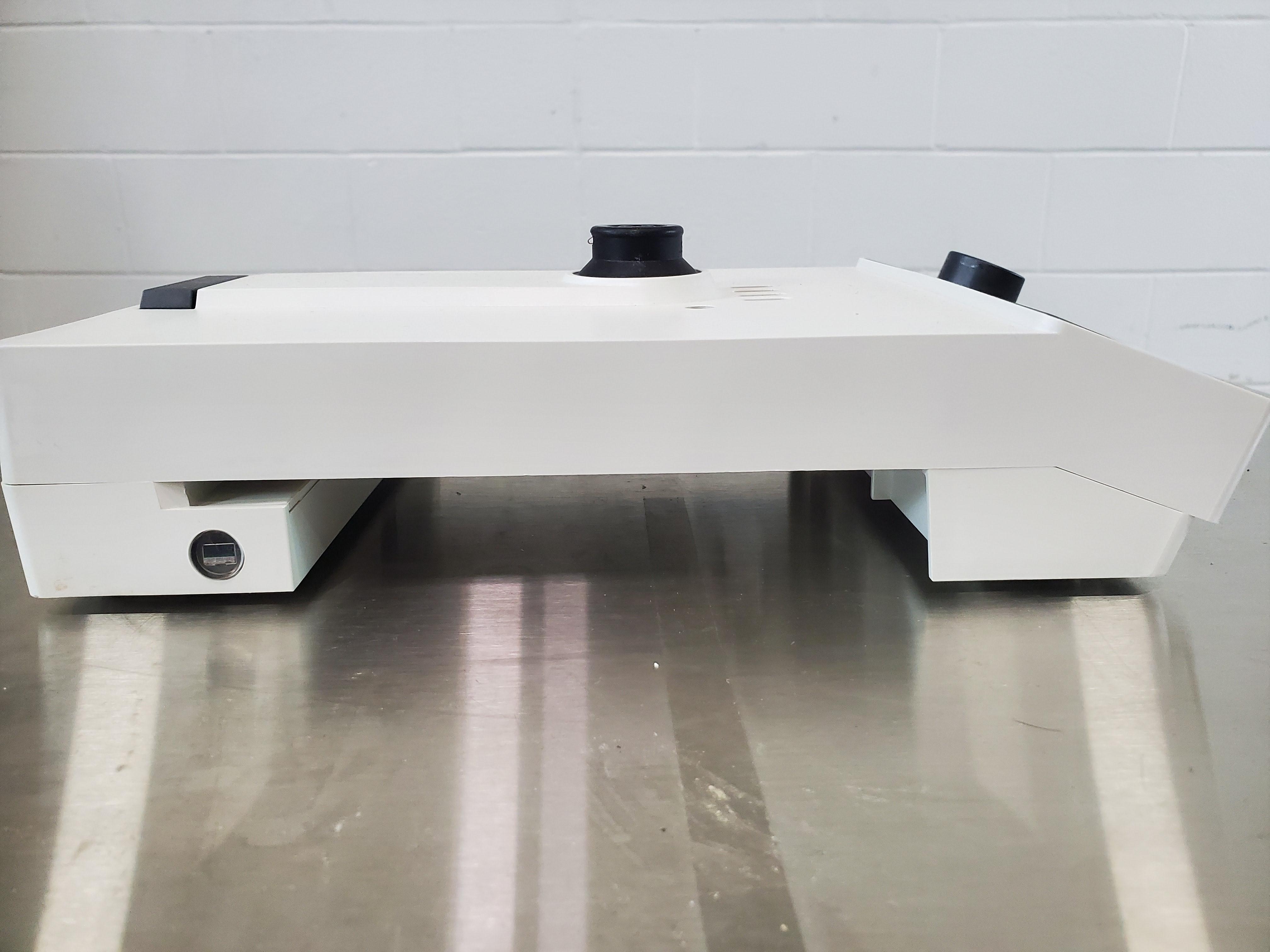 Buchi B-300 Heating Bath Base Chemistry Accessory 120V 2018 Includes Power Cord