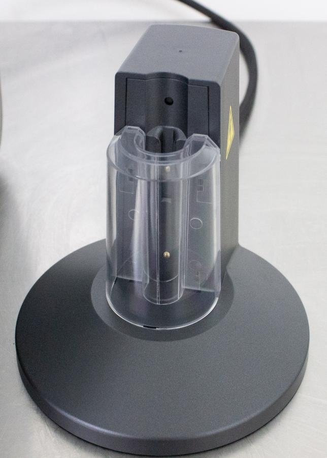 Invitrogen MPK5000 Molecular Biology Neon Transfection System 120V/220V 5000RPM