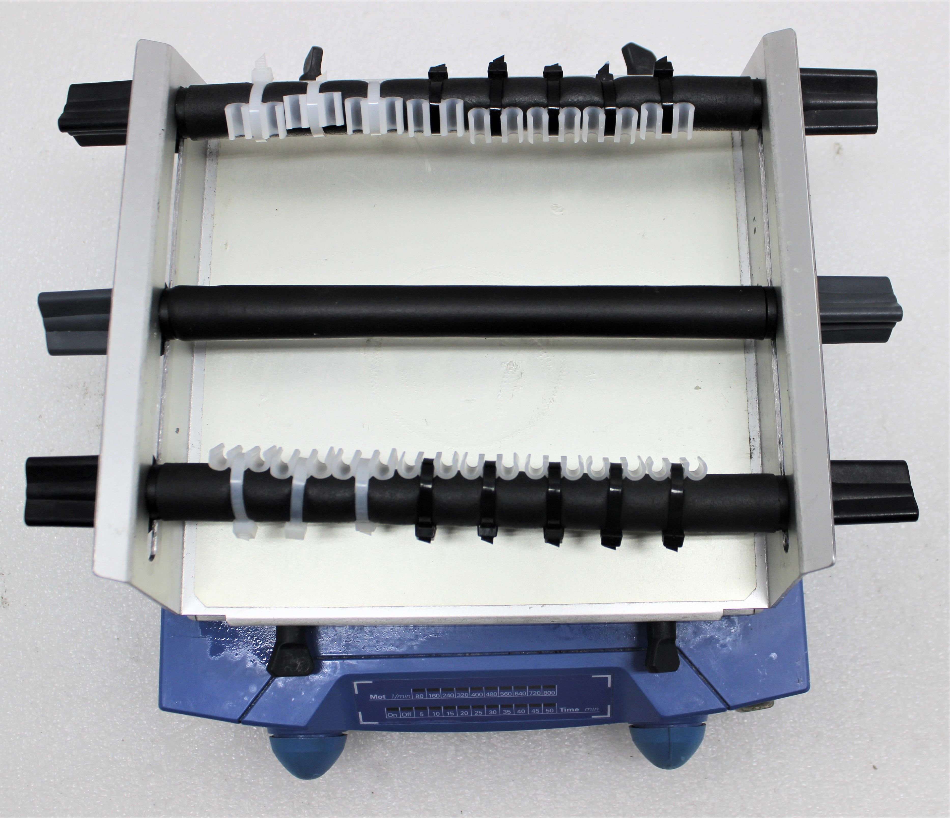 IKA KS 130 Basic S1 Orbital Shaker 800 RPM 4.5lb Platform Lab Equipment