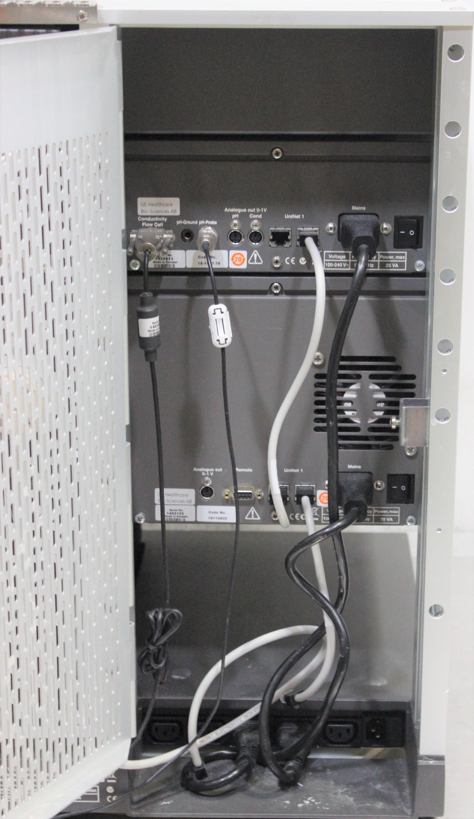 Amersham AKTA Explorer Chromatography System High Throughput Purification