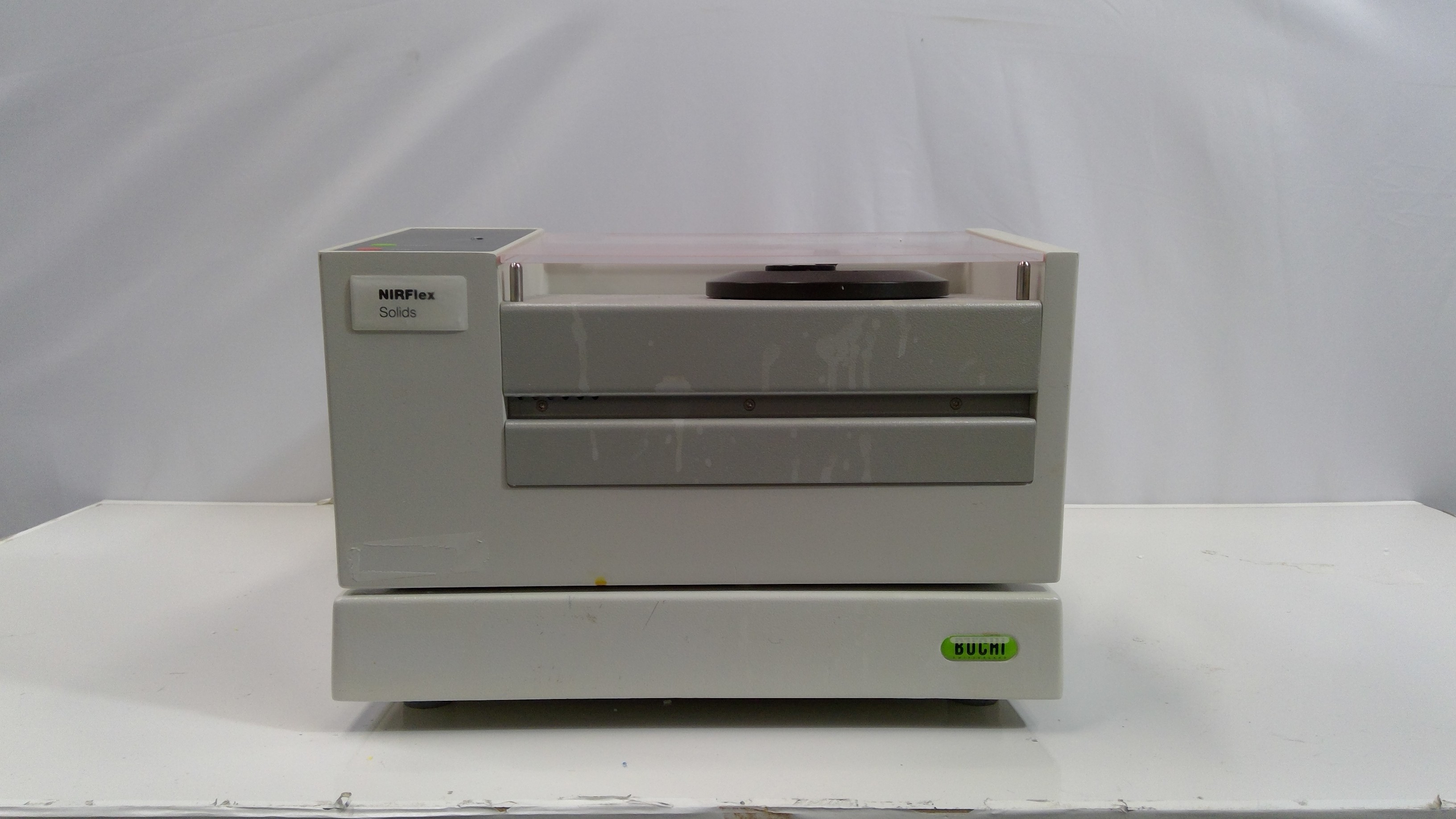 BUCHI N500 FT-NIR Spectrometer for QC & R&D Applications