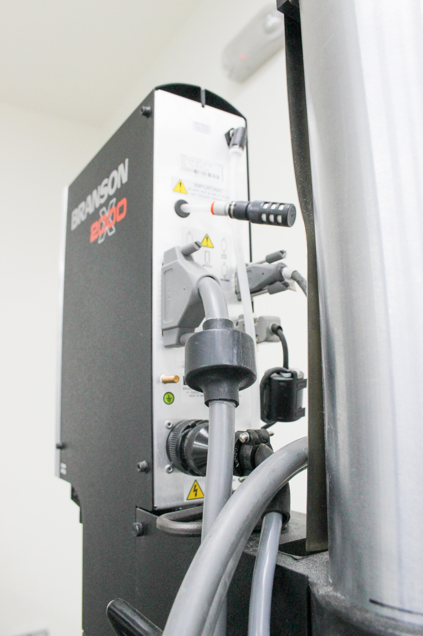 Branson Actuator AED 1.5 2000X Ultrasonic Welder Robust Compact Used