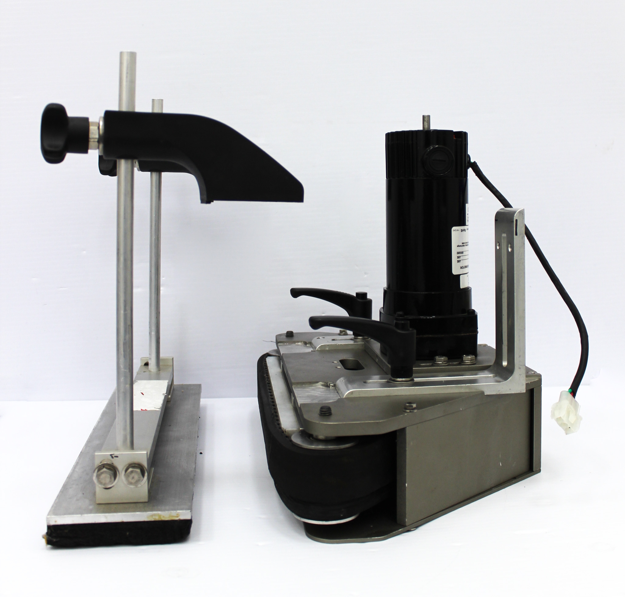 IN-LINE 700 Stand Wrap Labeling Machine 120V 60Hz Automatic Applicator DC Gearmotor