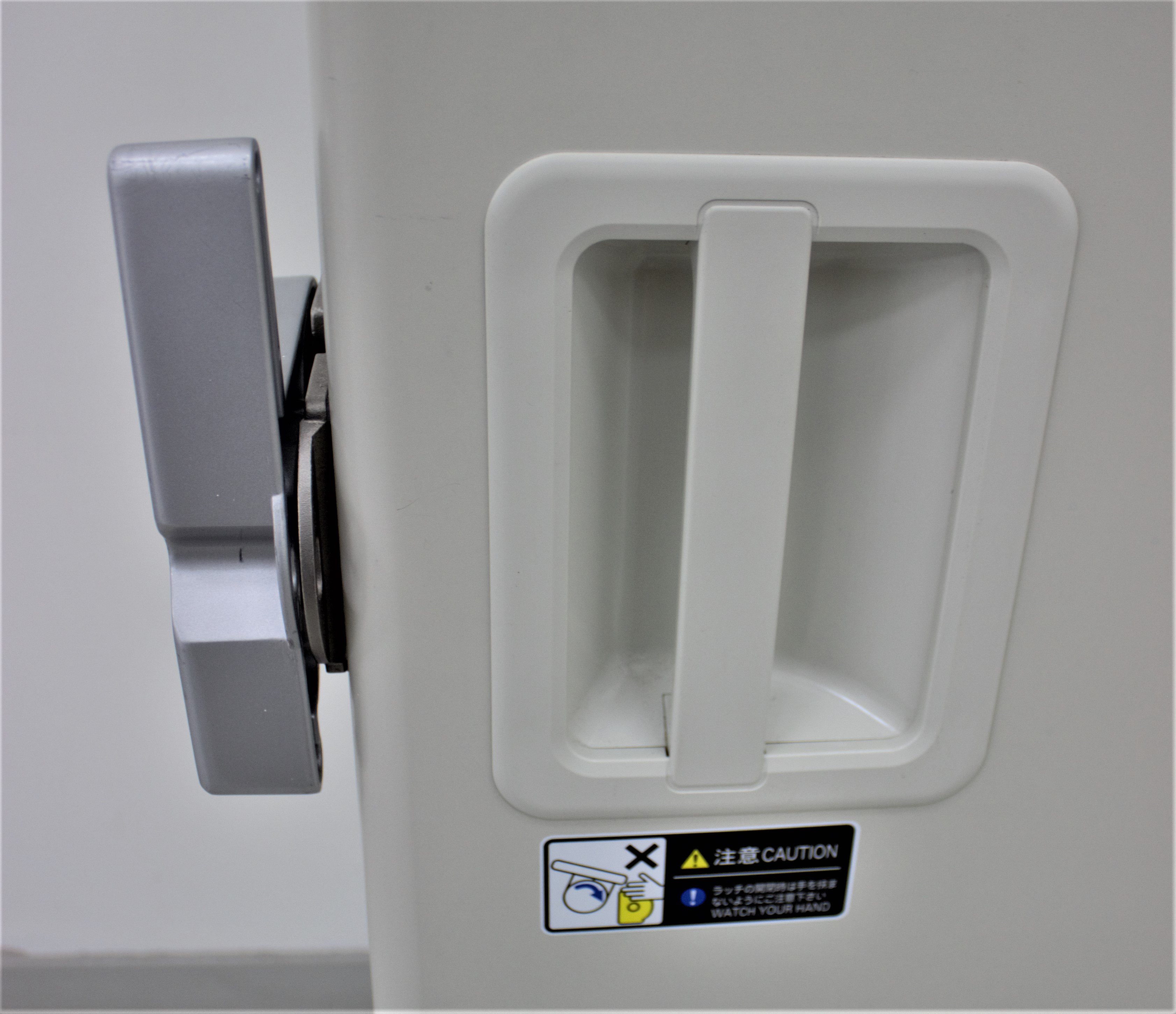 Sanyo MDF-U52VAT Ultra Low Freezer -86C Storage Solution