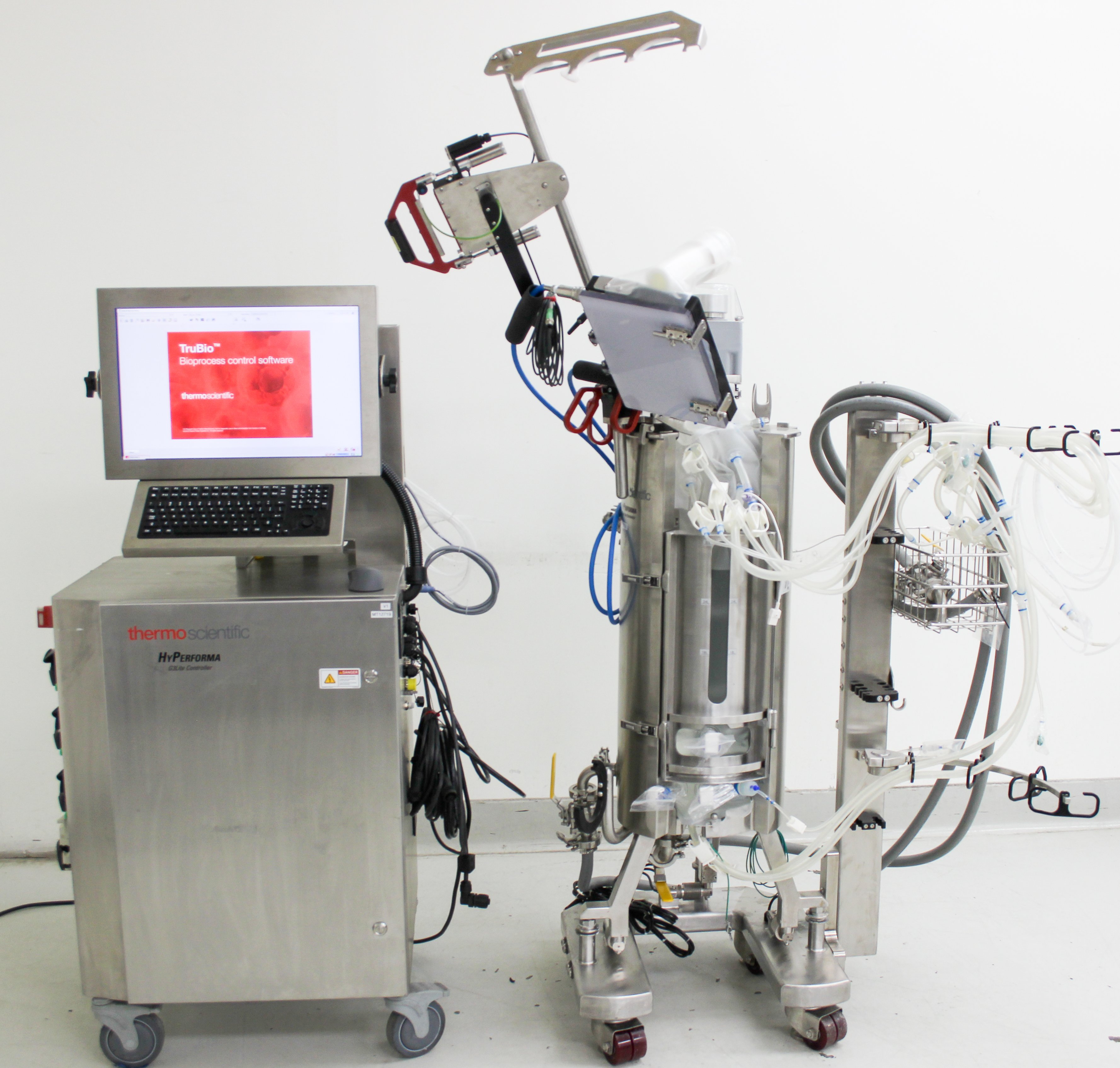 Thermo G3Lite Bioreactor Controller with 30L Fermentor Open Architecture