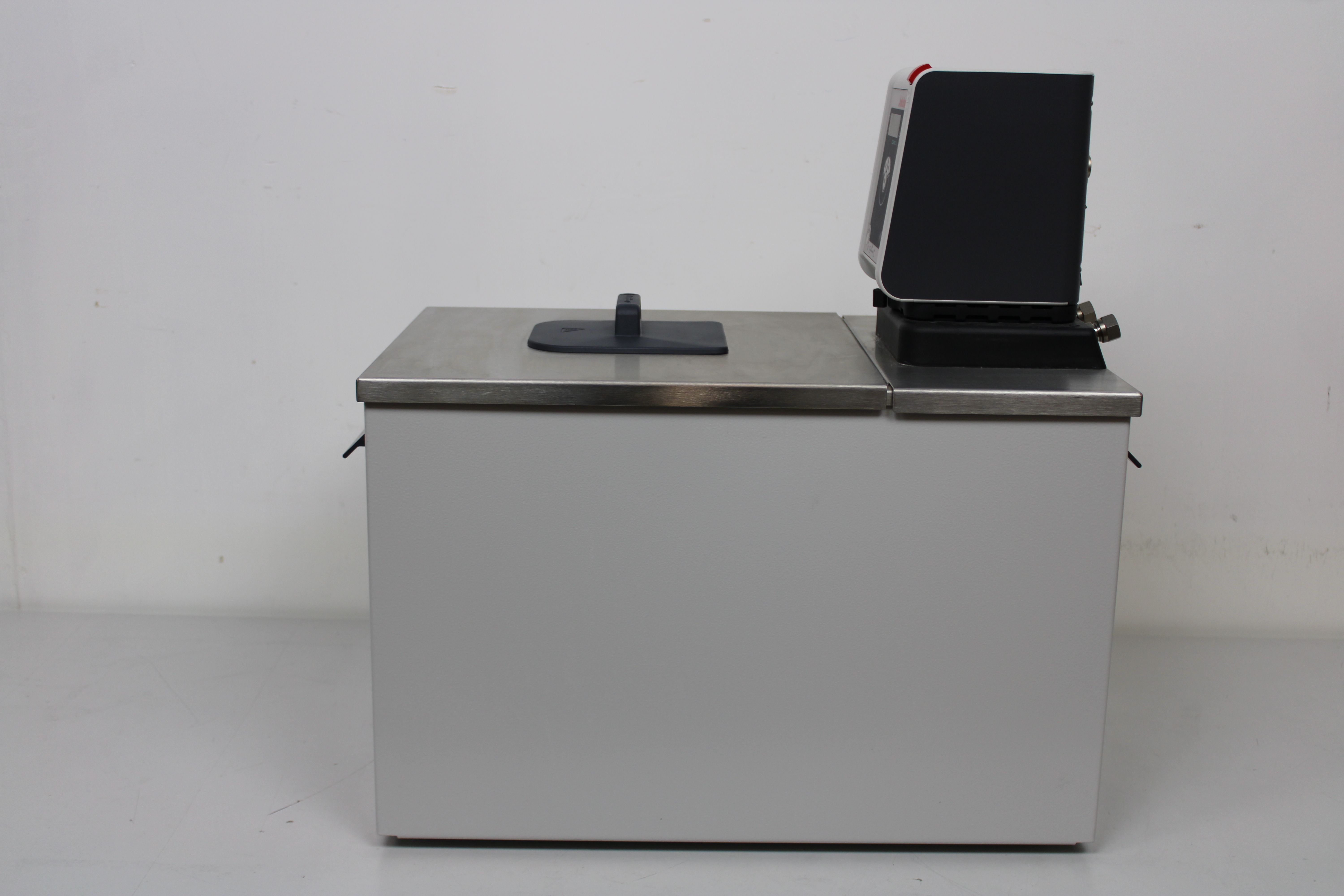 Julabo CORIO CD-B39 Heating Circulator Water Bath SS Quiet Display 120V/220V