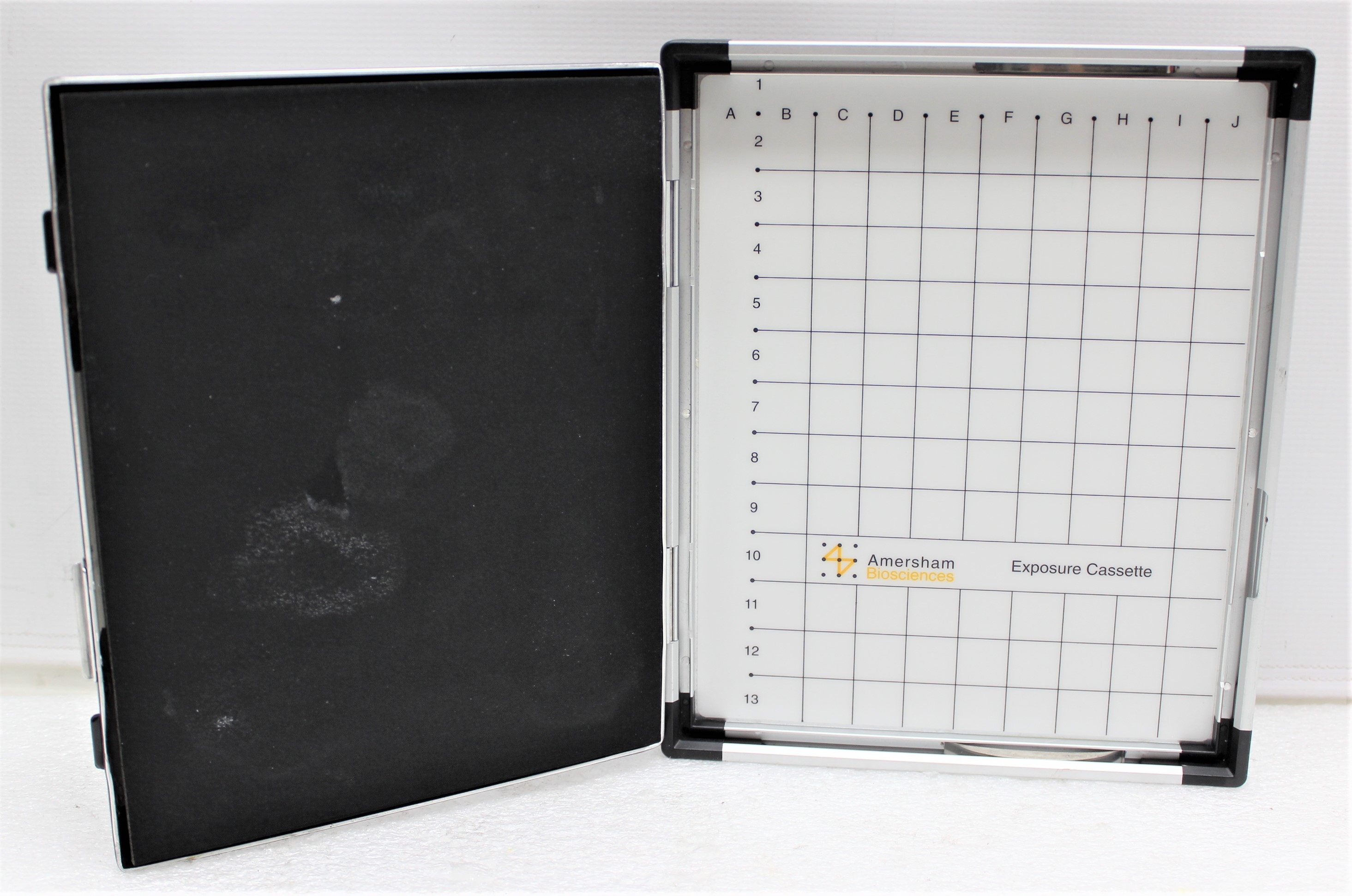 Amersham Exposure Cassette 8x10 Autorad Cassette Protects Screen Used